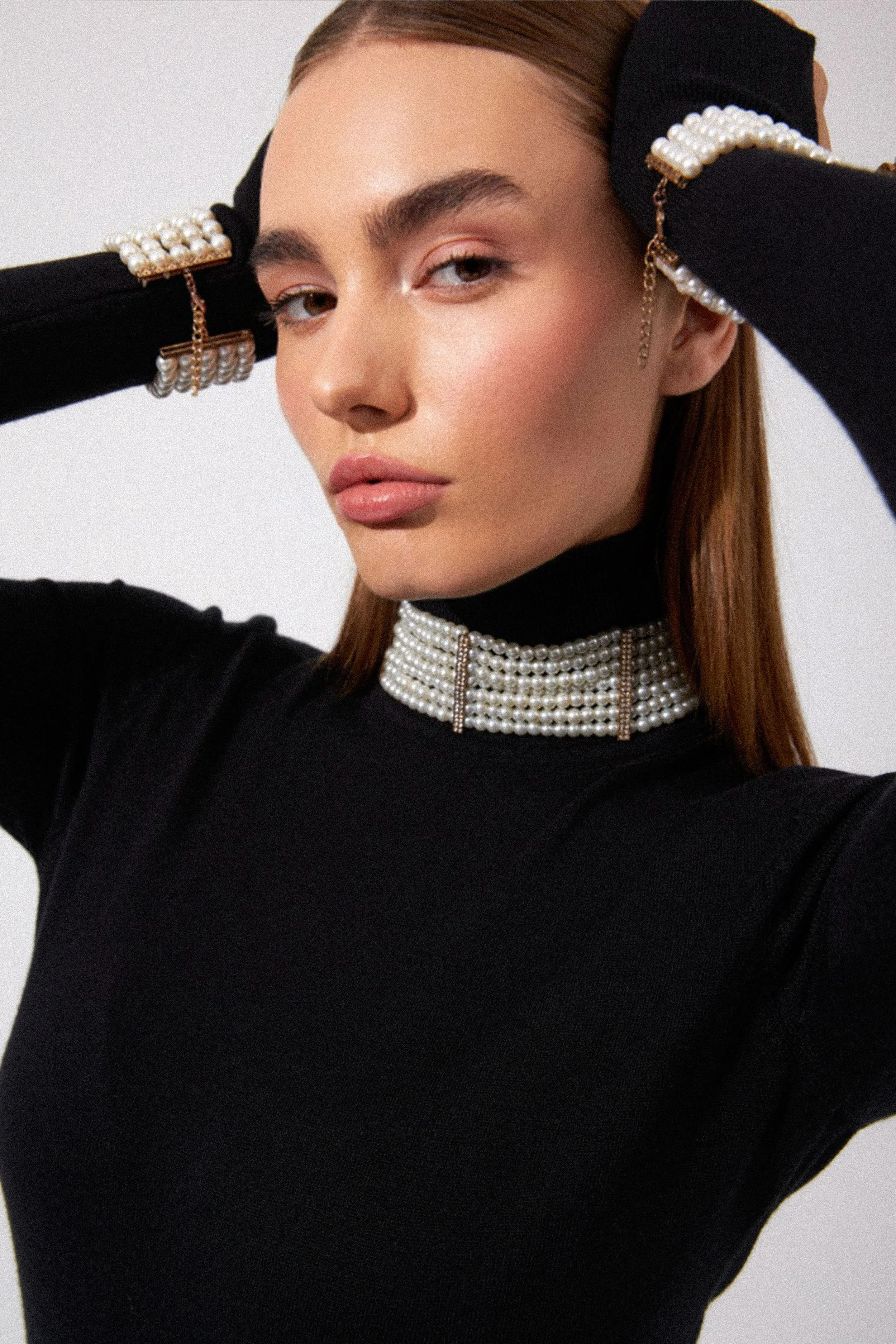 Takı ve aksesuar fotoğrafçılığı, mücevher markaları için profesyonel portre ve detay çekimi.