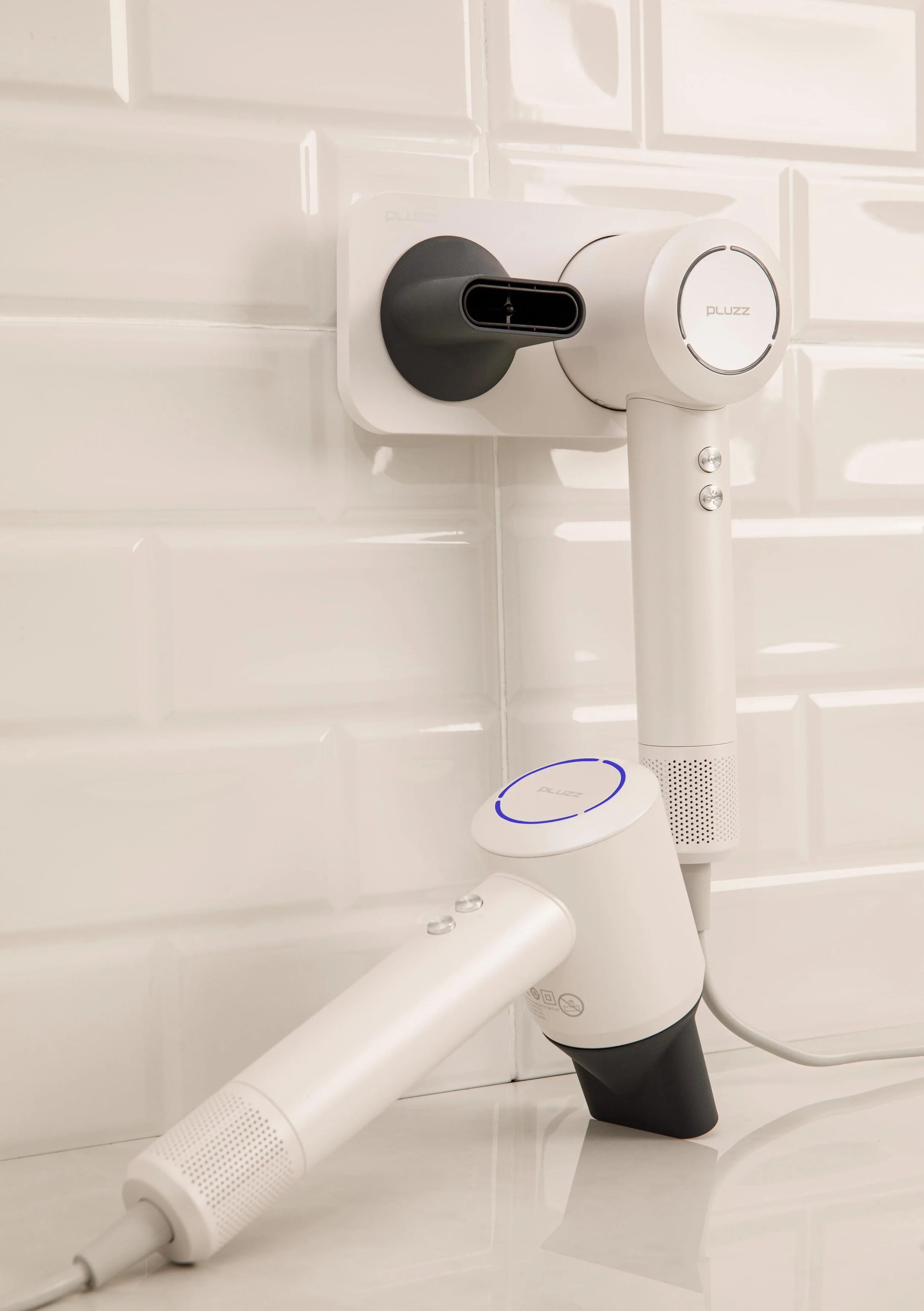 Pluzz ürün prodüksiyonu: Teknoloji markaları için İstanbul stüdyomuzda gerçekleştirilen profesyonel reklam ve lifestyle fotoğraf çekimi - PAM İstanbul.