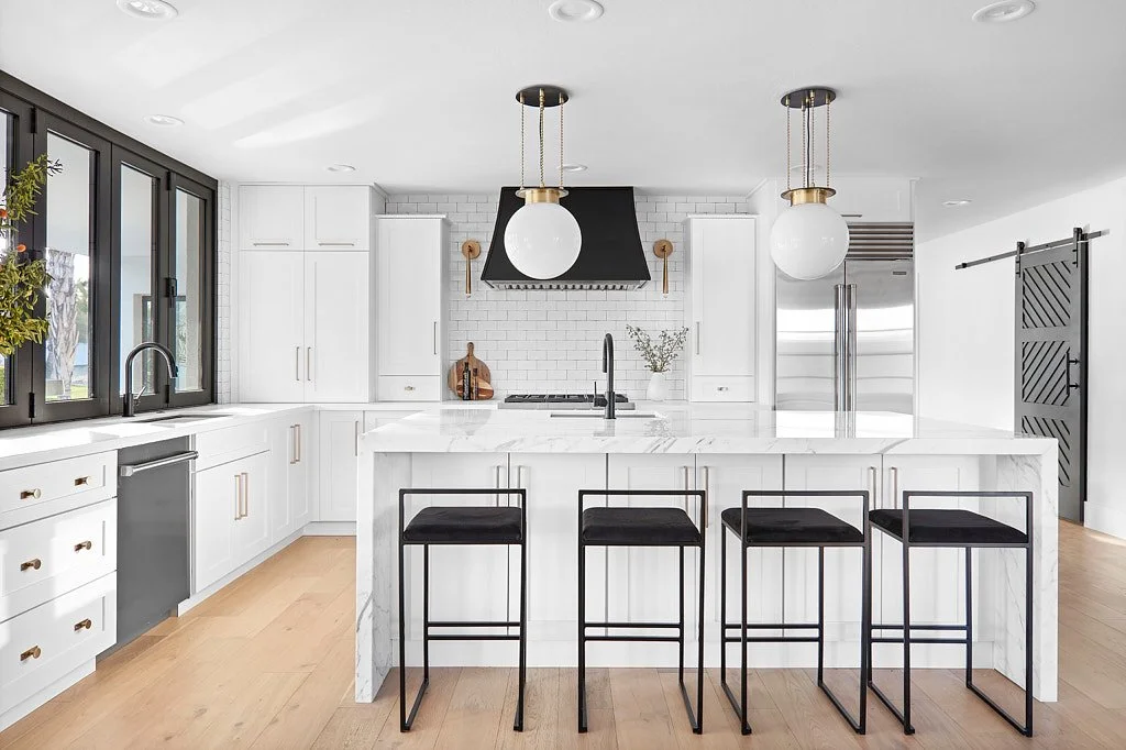 Turkish Cargo havalimanı kargo binası mimari fotoğraf çekimi - PAM İstanbul havacılık prodüksiyonu