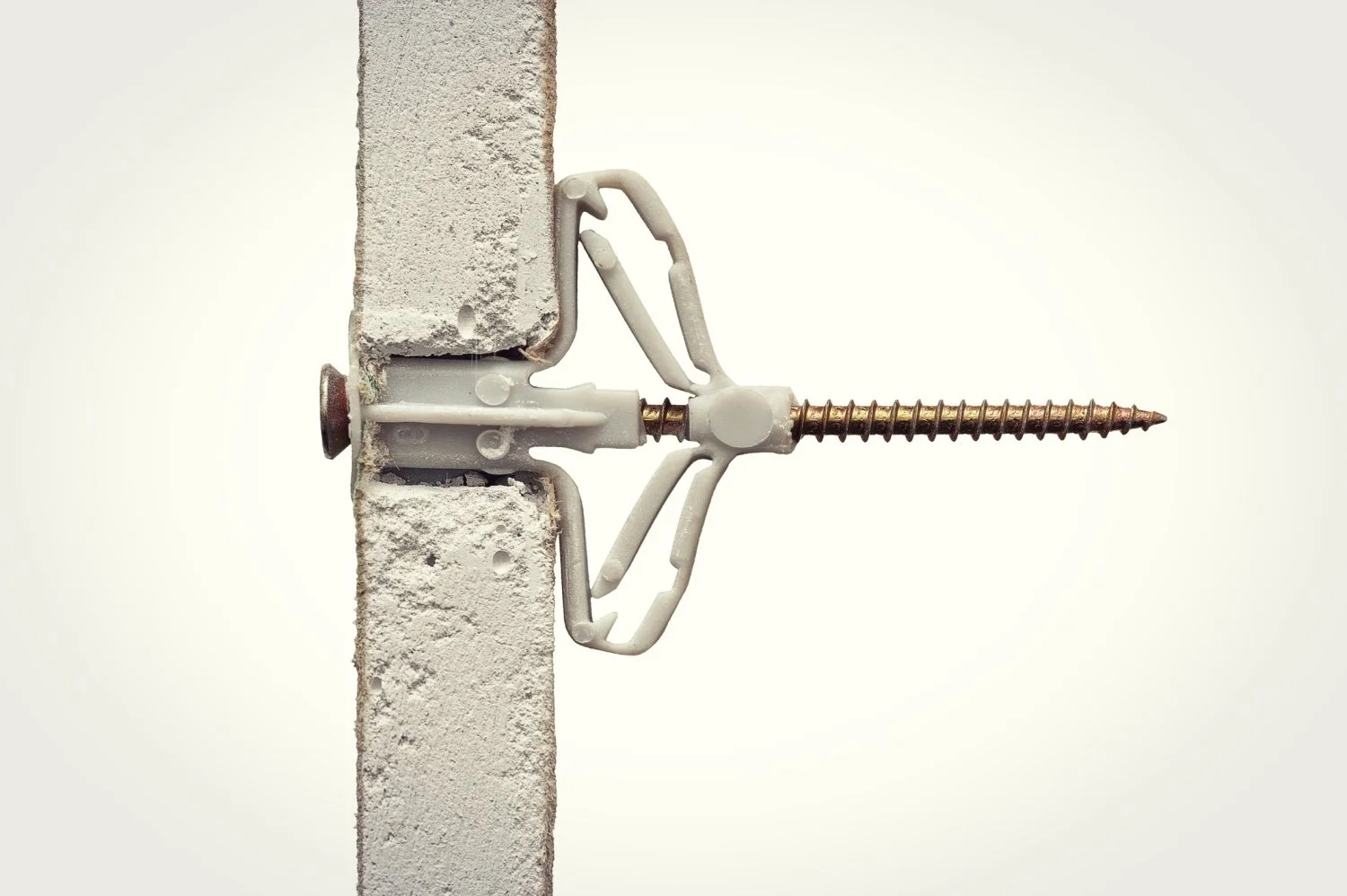 Why Wall Anchors Matter (and When They’re Non-Negotiable)
