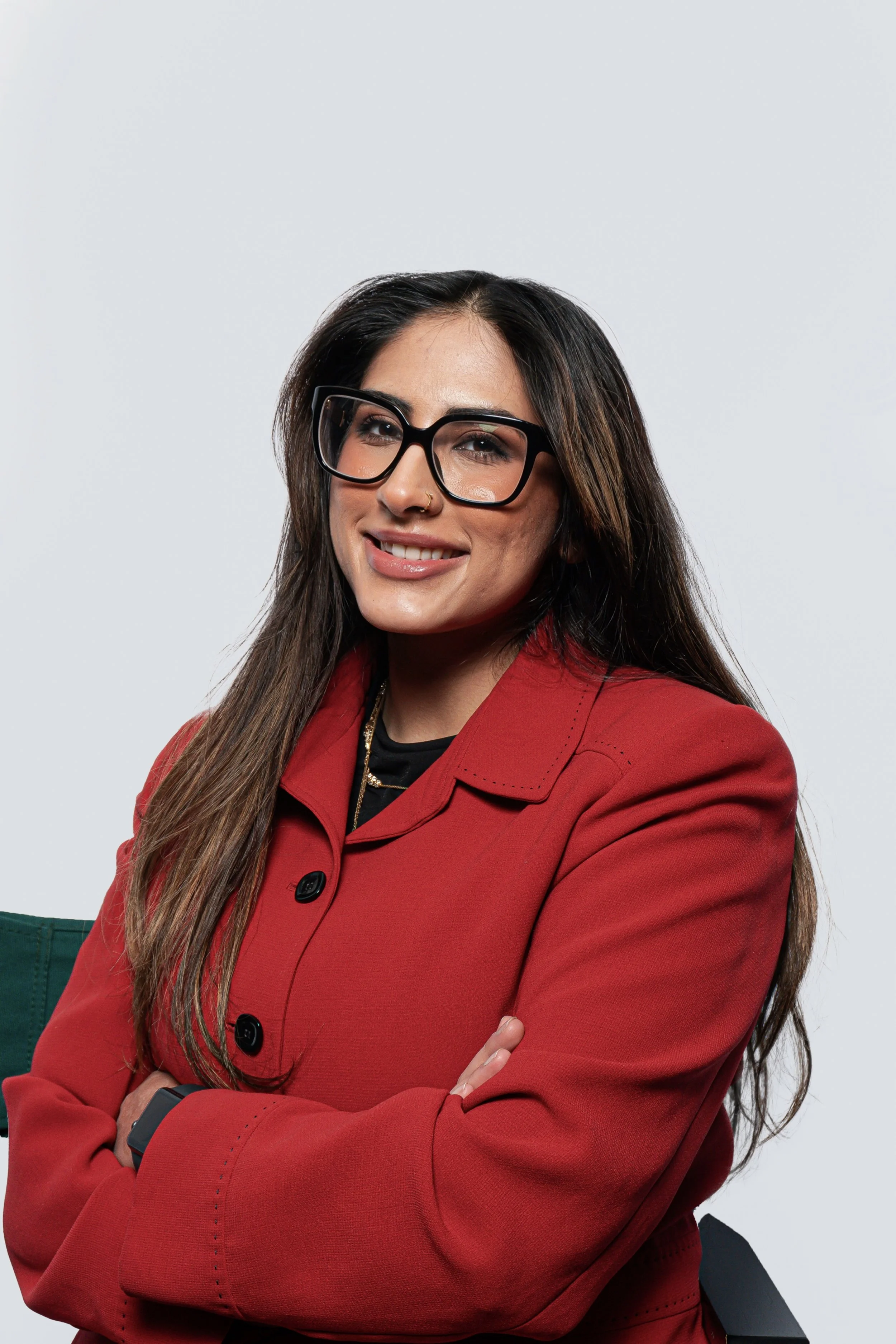 Ghania Chaudhry Headshot 1.JPEG