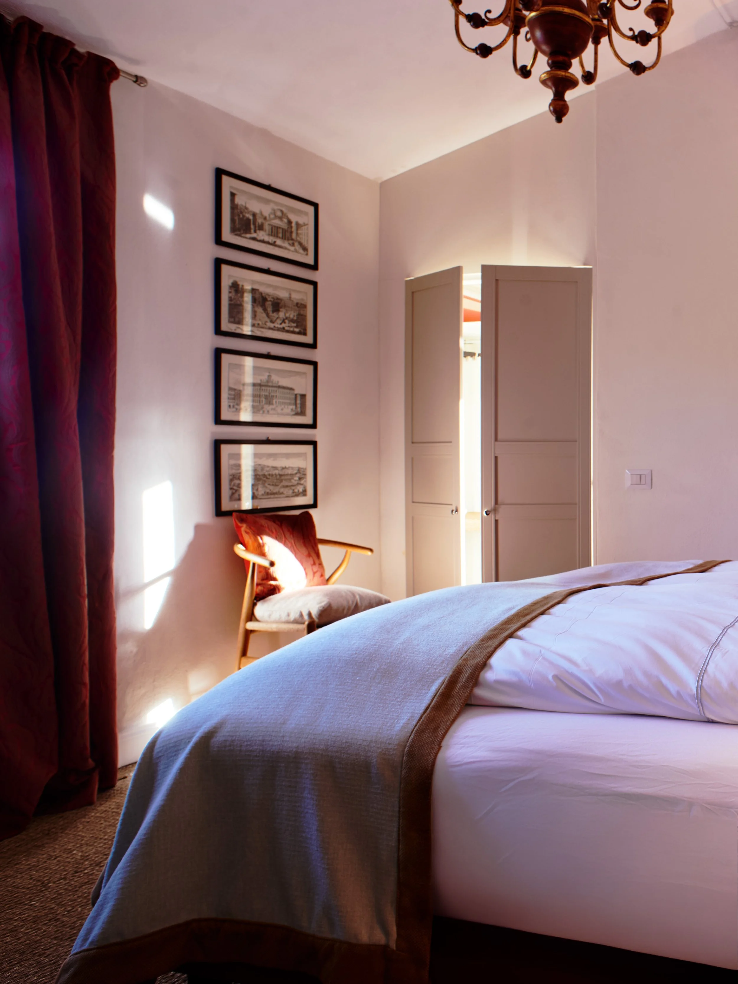 MASTER BEDROOM 02.jpg