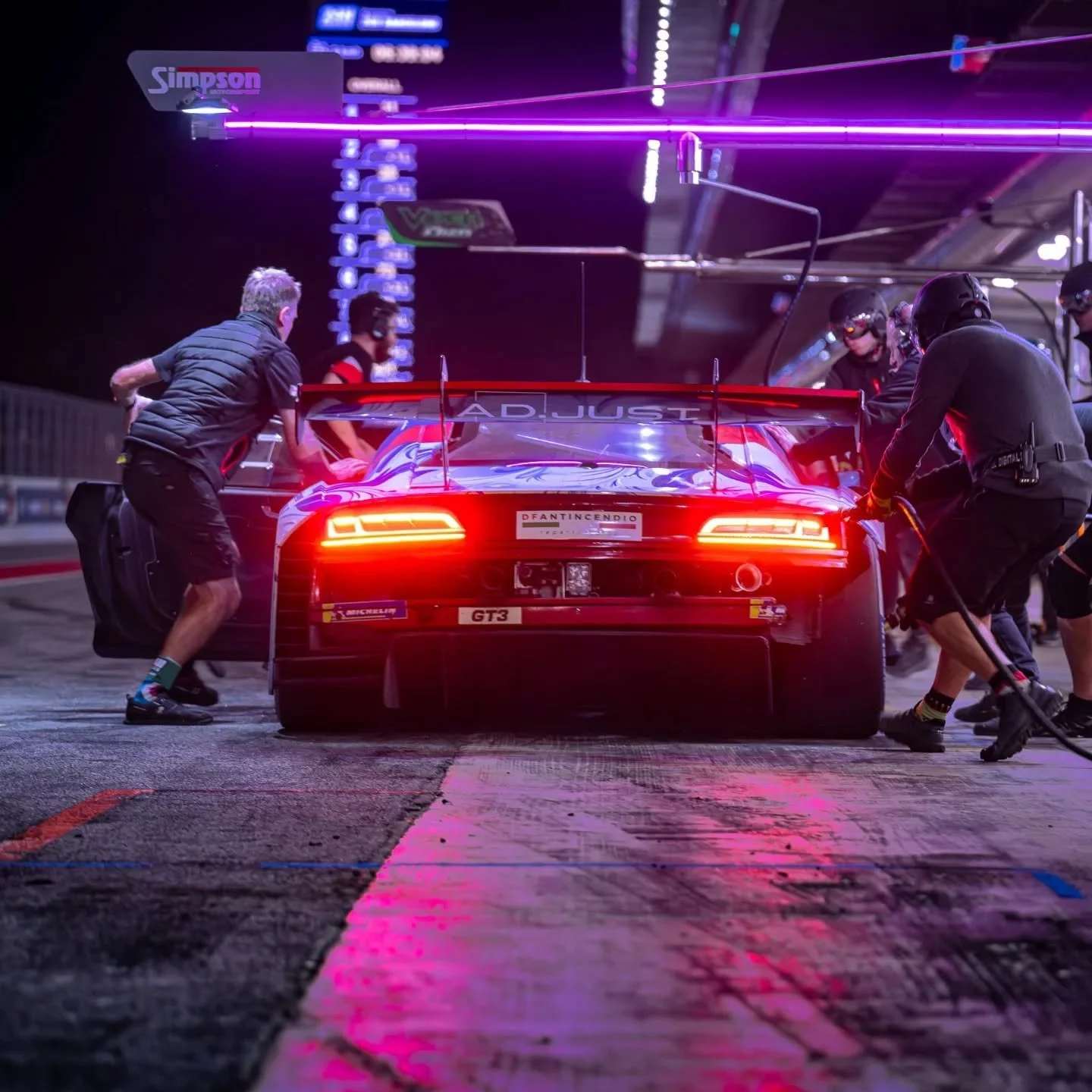 Night photo dump from the Barcelona 24 hours, courtesy of the wonderful @boxbox.media