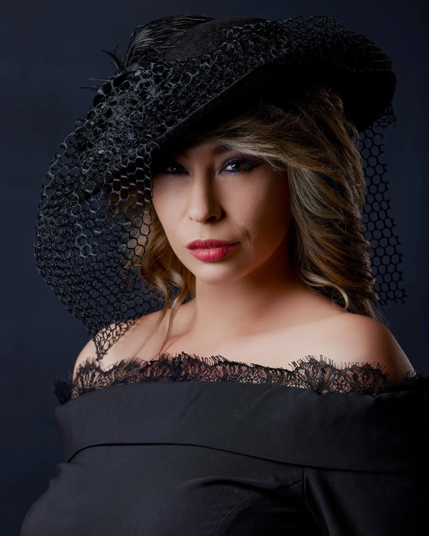 Styled Shoot Memories 2021

@taylorroelene 
#classichollywood #studio #styledshoot #moody