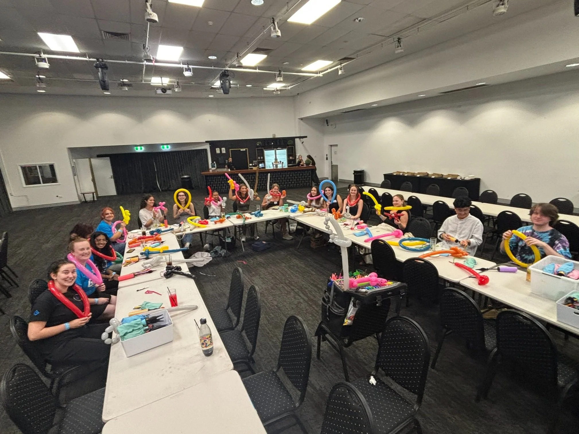 Ballooon-twisting-workshop-Brisbane.jpg