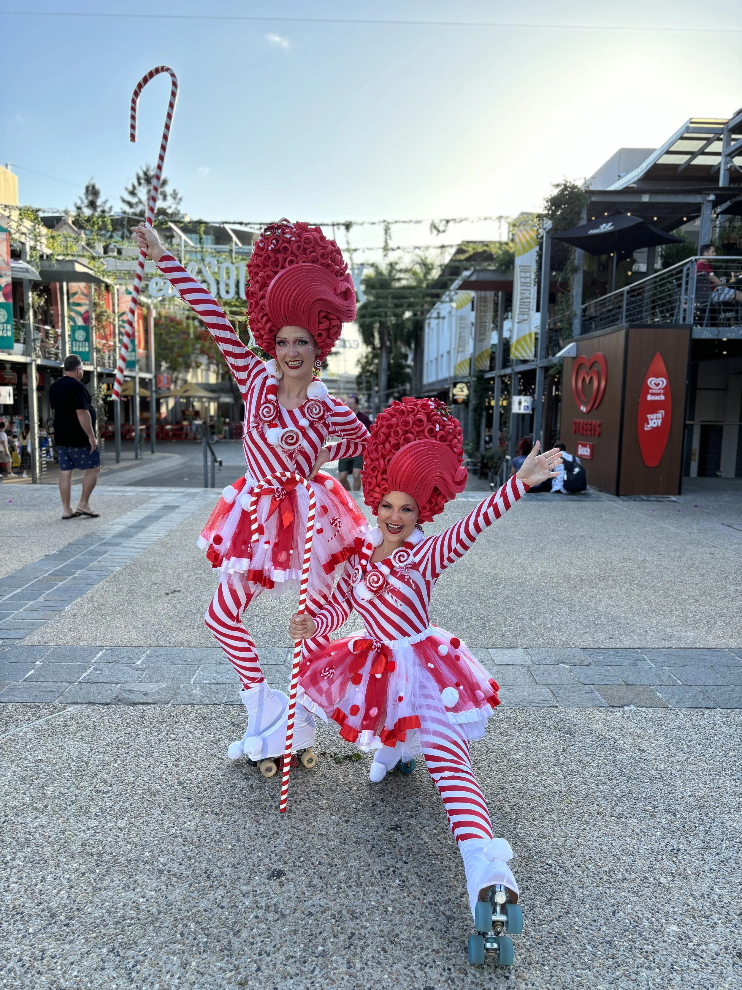 Christmas roller-skaters entertainment 