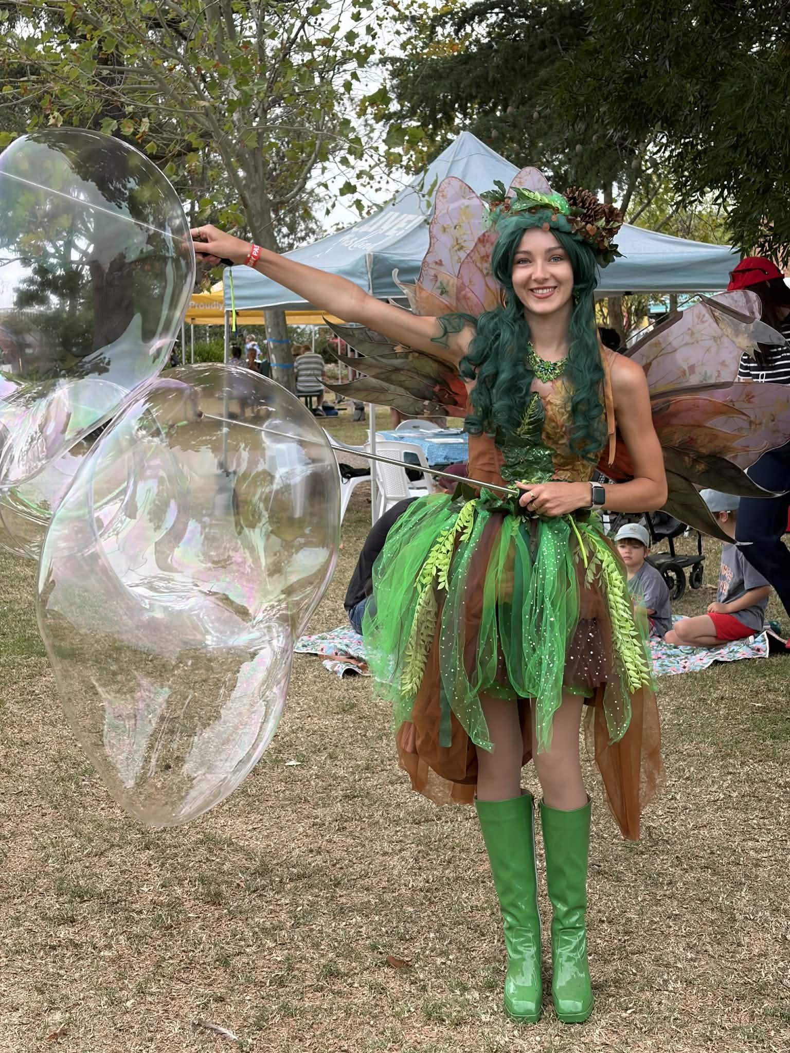 Fairy making bubbles Stanthorpe event