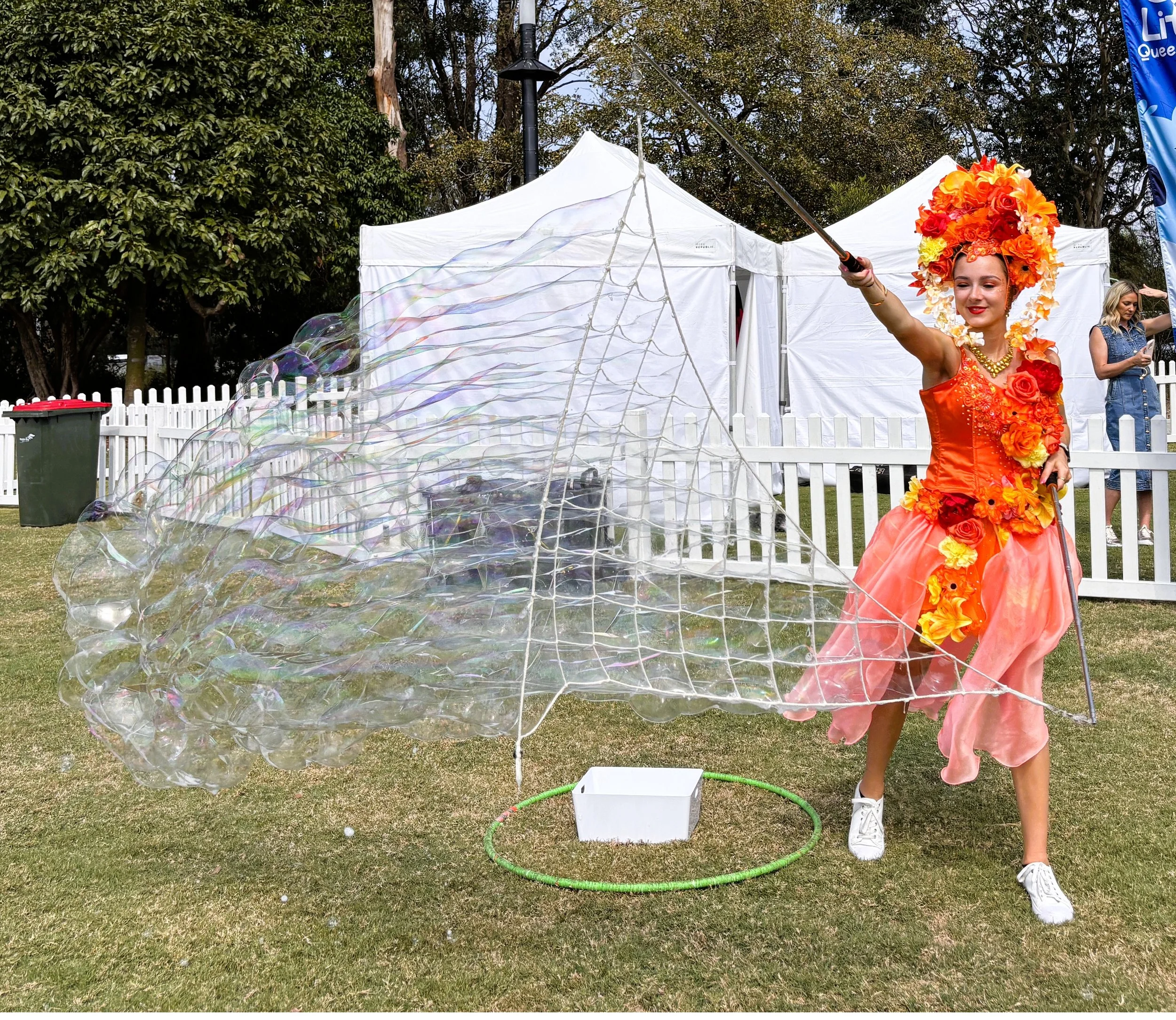 Kids-parties-giant-bubbles.JPG