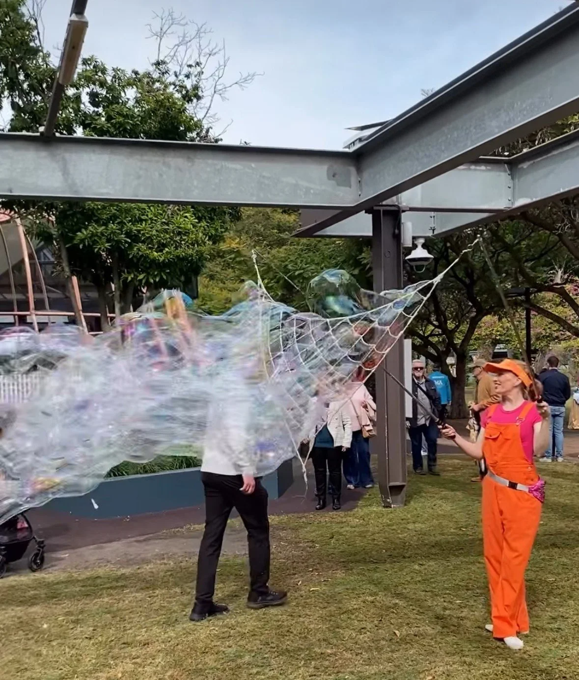 Eyes Up Events entertainment Brisbane, giant bubbles workshop, giant soap bubbles