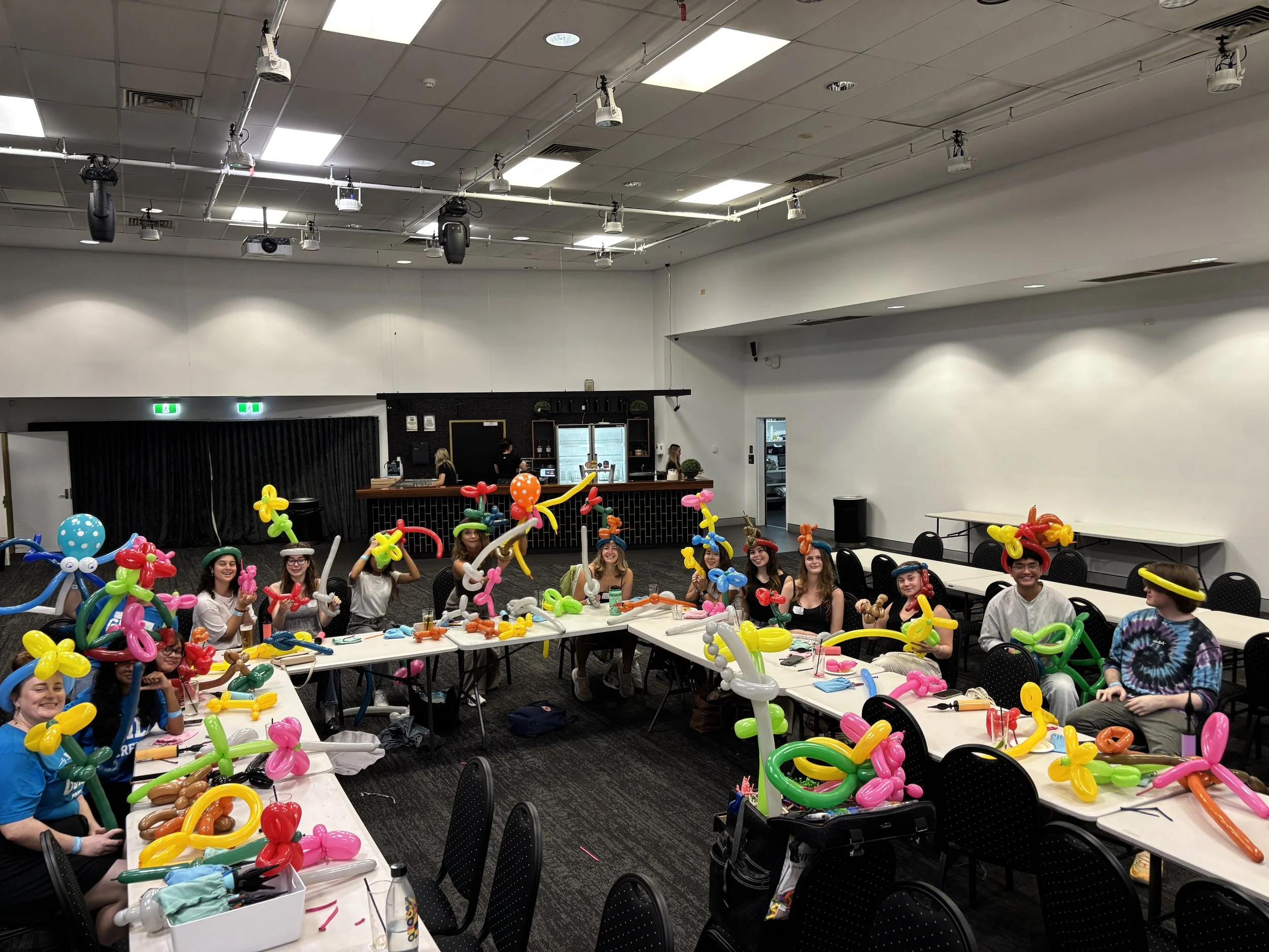 Balloon Twisting class Gold Coast