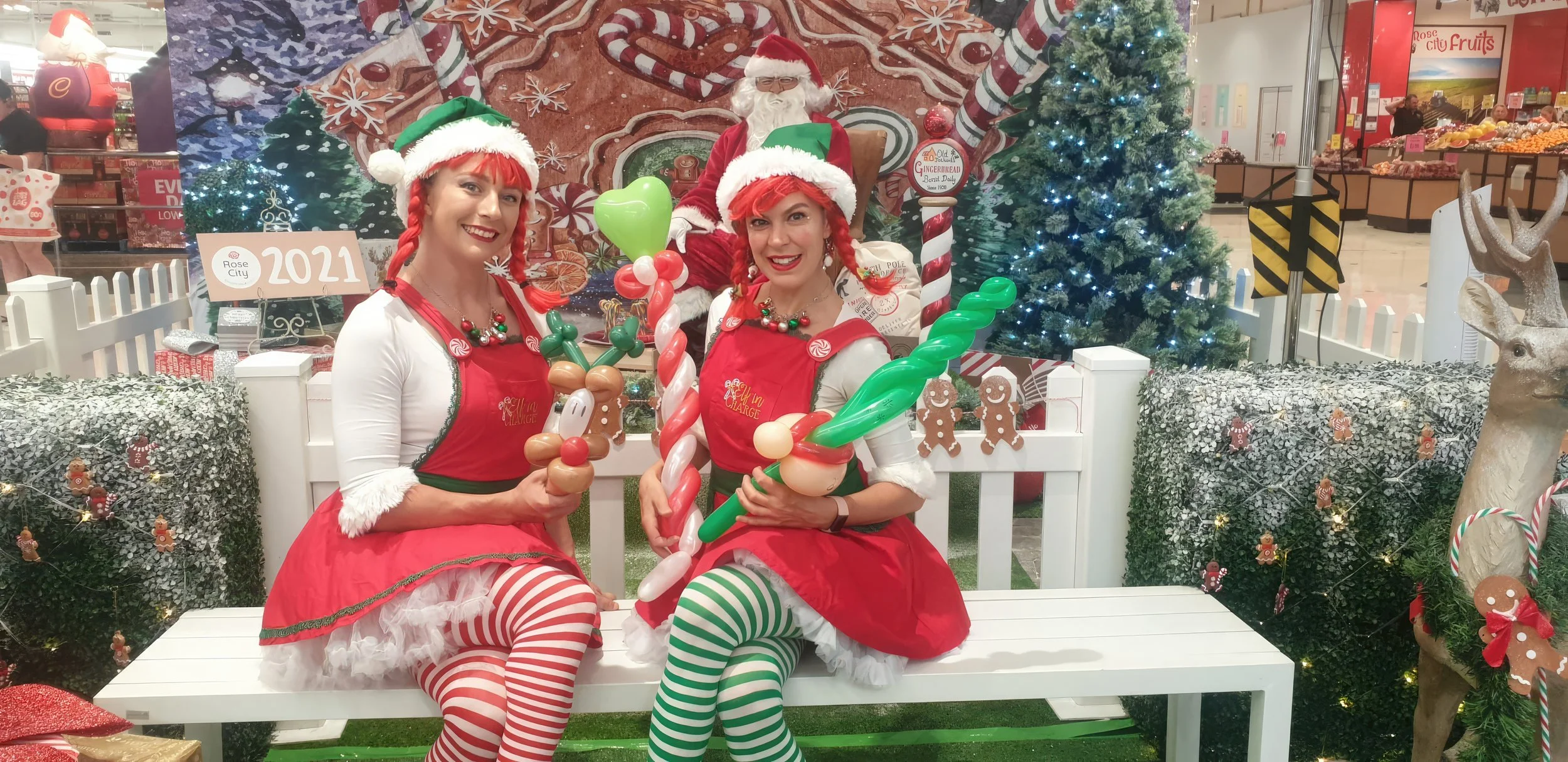 Eyes Up Events, roaming entertainers, Christmas elf balloon twister, event entertainment Brisbane and regional