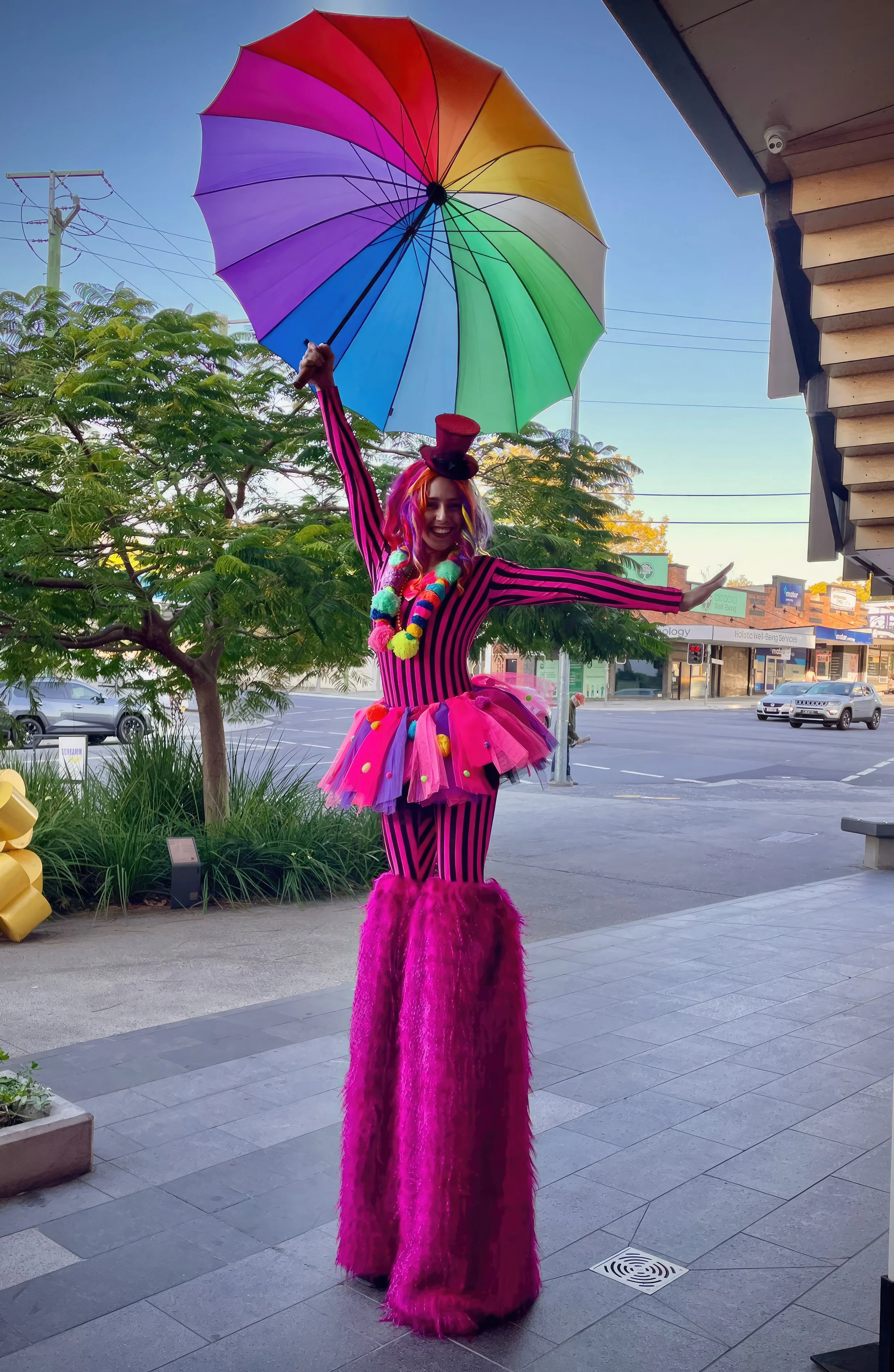 05_Eyes_up_events_Brisbane_stiltswalker_Colour_pop-gigapixel-standard-scale-2_00x.jpeg