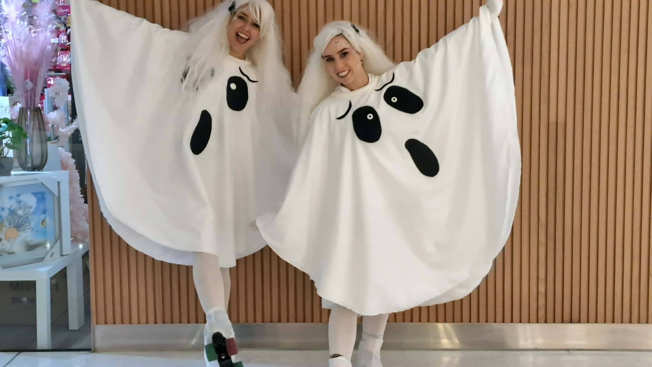 Halloween kids friendly entertainers