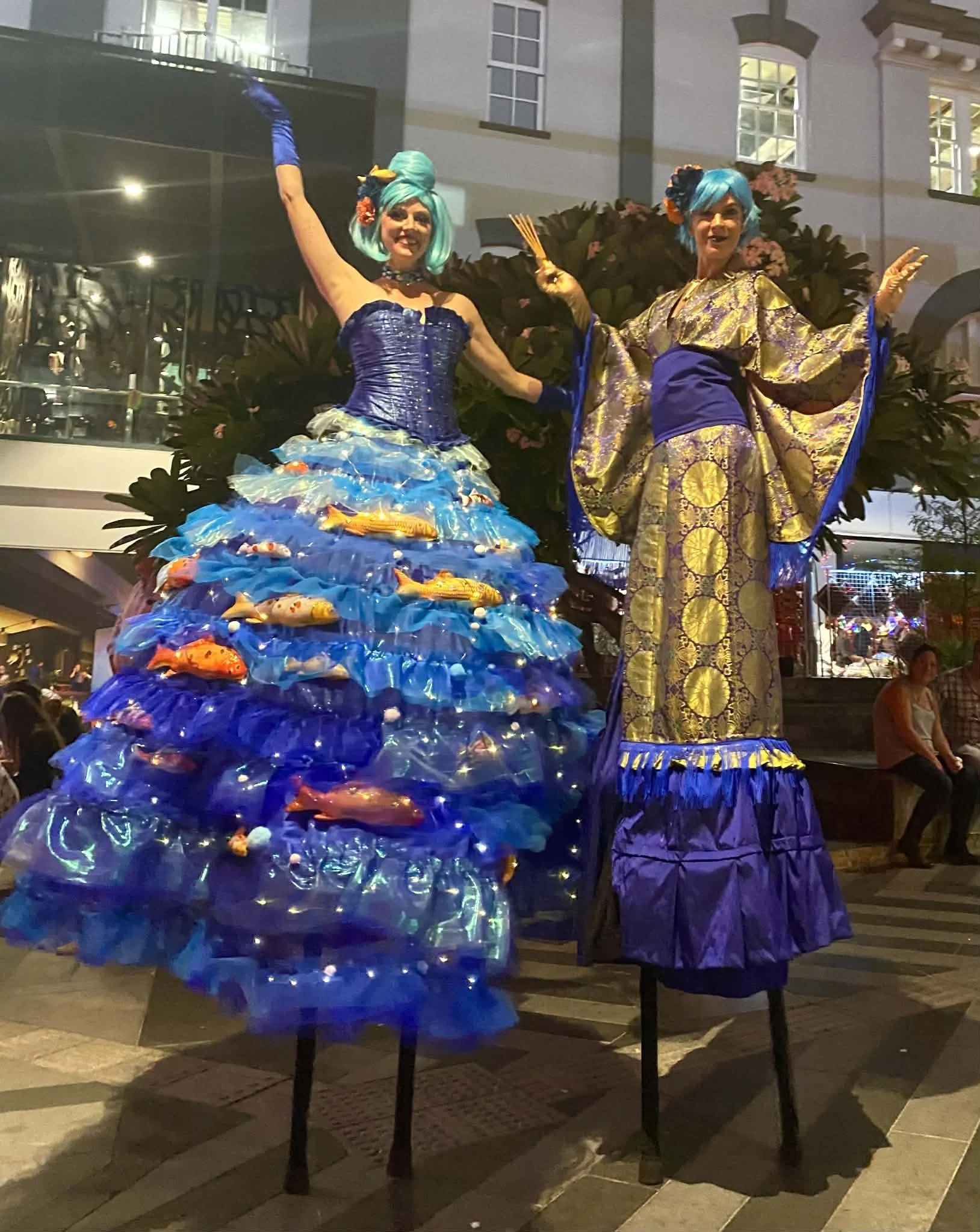 New Lunar Year stilt walking entertainment