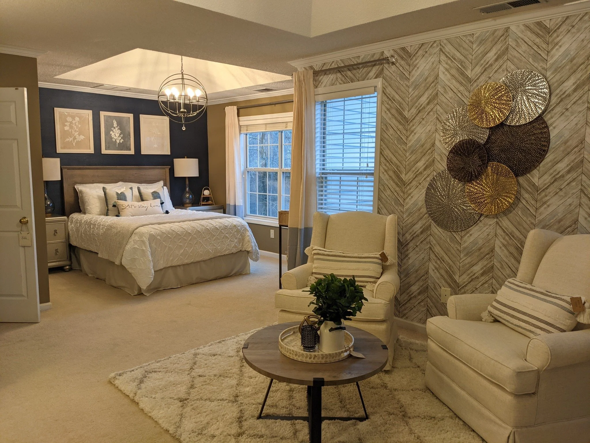 Texture is the quiet hero of great design. ✨
Paint is cute&hellip; but texture? Texture tells the story. Design is in the details &mdash; and we&rsquo;re here for all of them. 😉
-
#clevergirlinteriors  #interiordesigntips 
#homeglowup  ##interi&osla