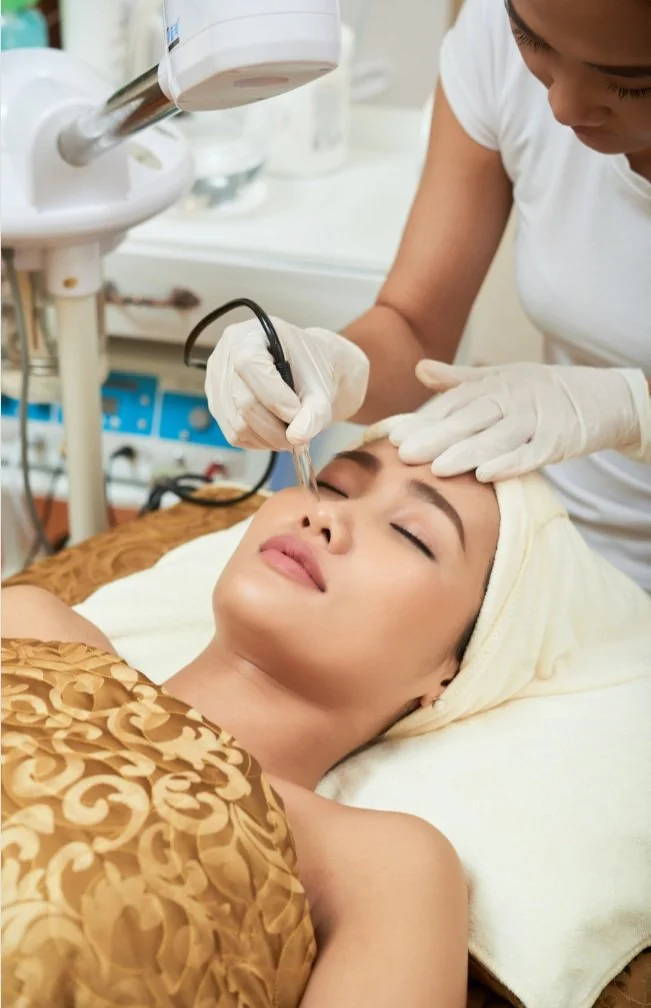 Hybrid Programs in Esthetics, Barbering, Cosmetology — ICBAS