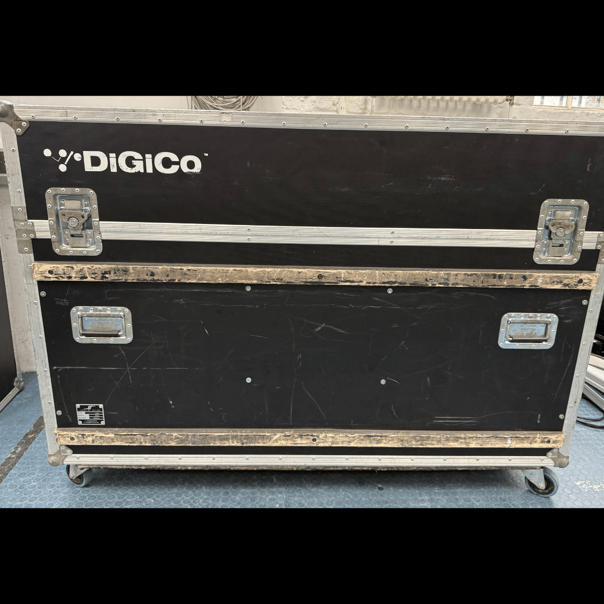 DiGiCo SDTen case.png