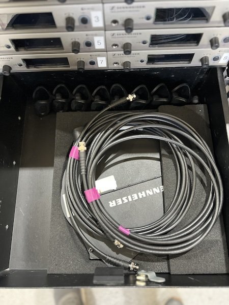 Sennheiser G3 300 8 way A2003 Rack drawer.jpg