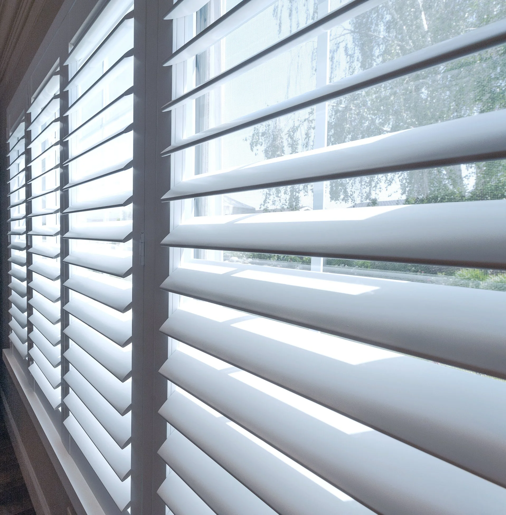 Wooden shutter shades