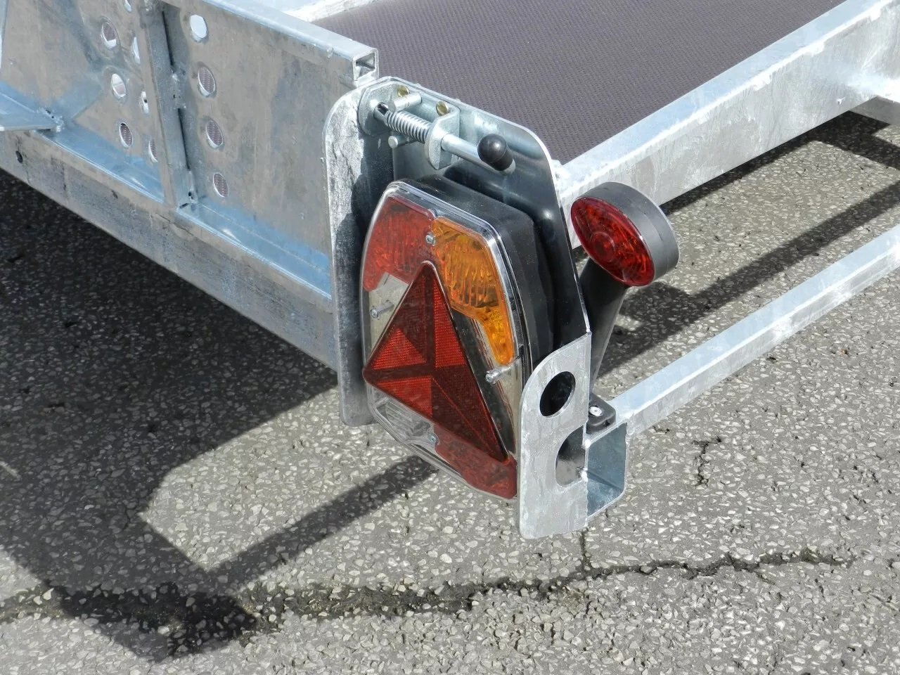 Bateson 16ft Transporter Trailer 2.7t. 4.jpg