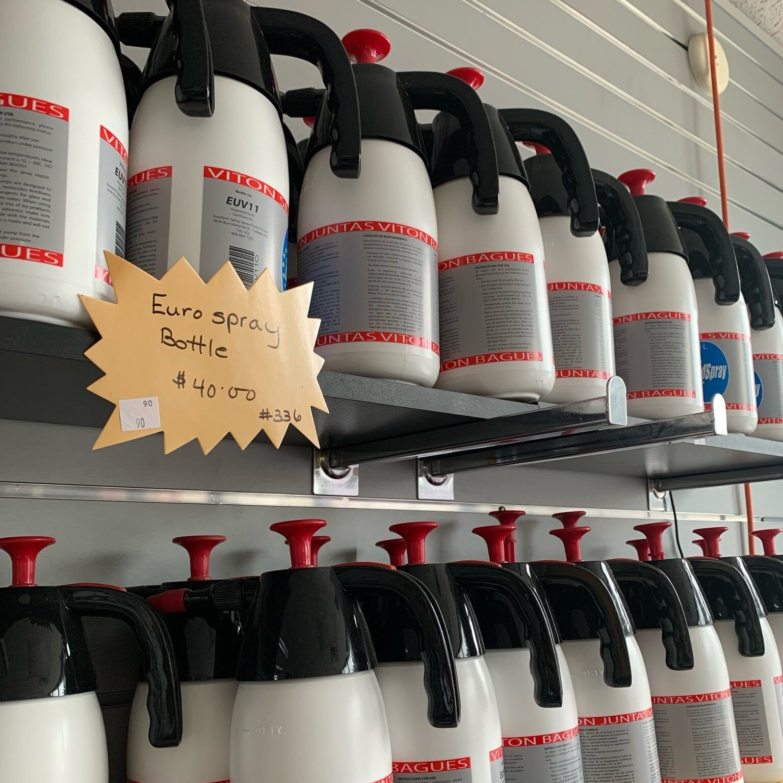 We always have deals in-store! Get a brand new spray bottle for just $40.00! Dm us for more details. 🧰 

#airtoolaccessories #toolsales #tooldeals