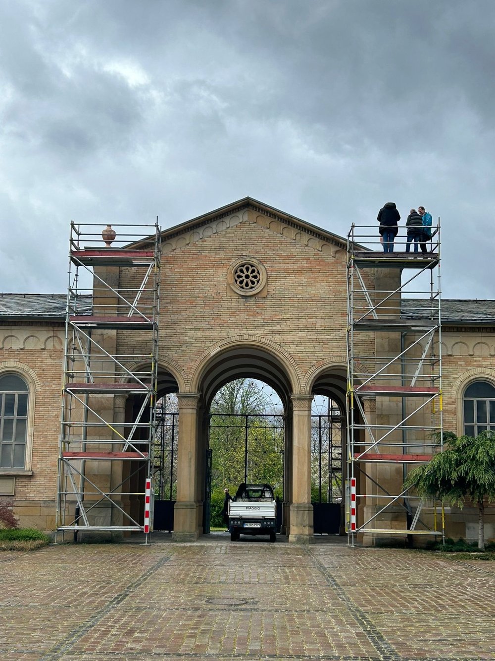 WhatsApp Image 2024-04-10 at 09.19.23.jpeg