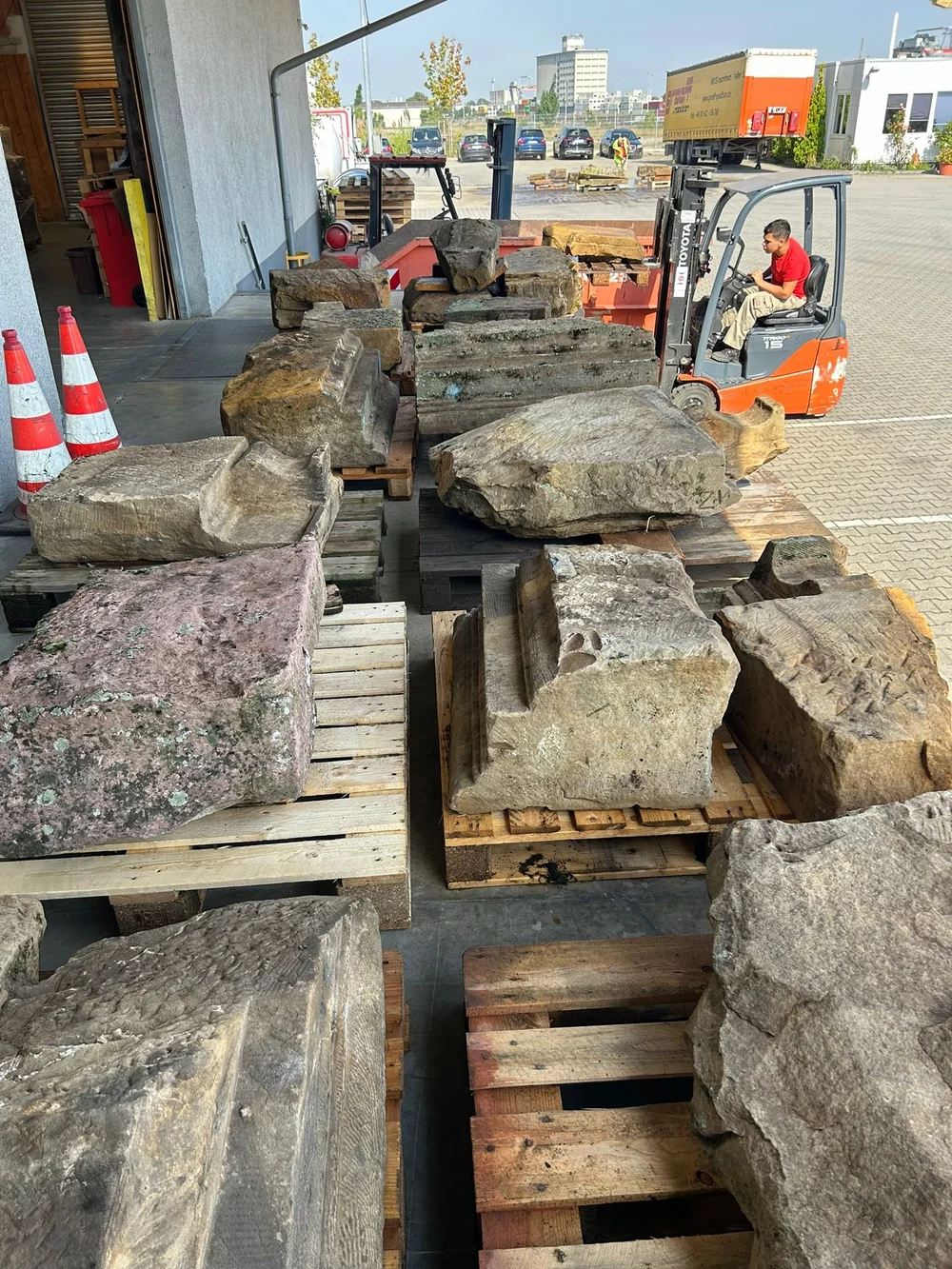 WhatsApp Image 2024-09-18 at 12.42.56.jpeg