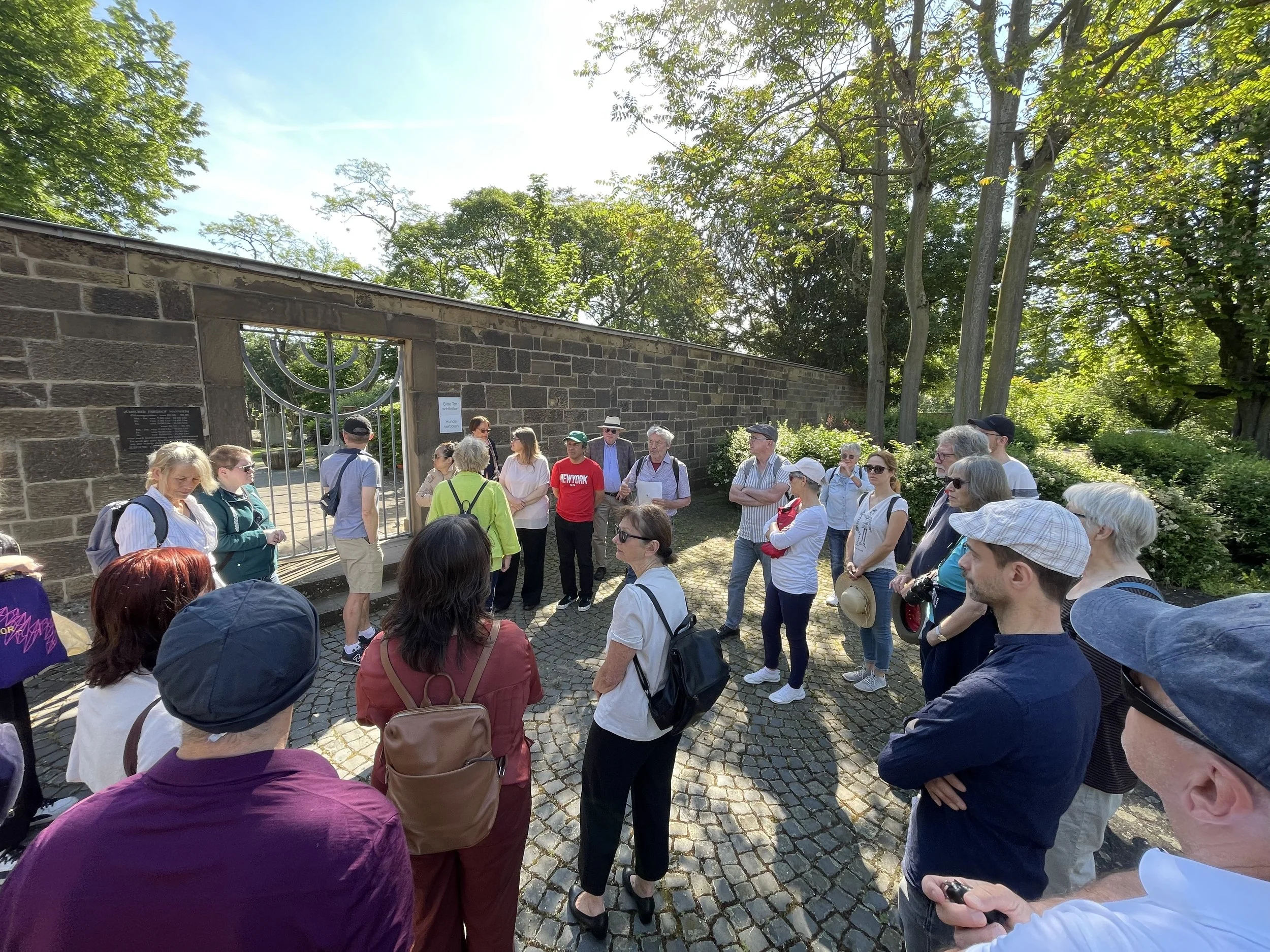 Führung auf dem jüdischen Friedhof: Hedwig Wachenheim - Ludwig Frank und der Erste Weltkrieg