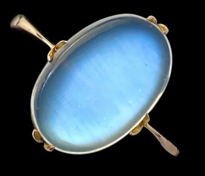 Gorgeous Antique (1919) 9ct Rose Gold and Natural Moonstone Cabochon Ring