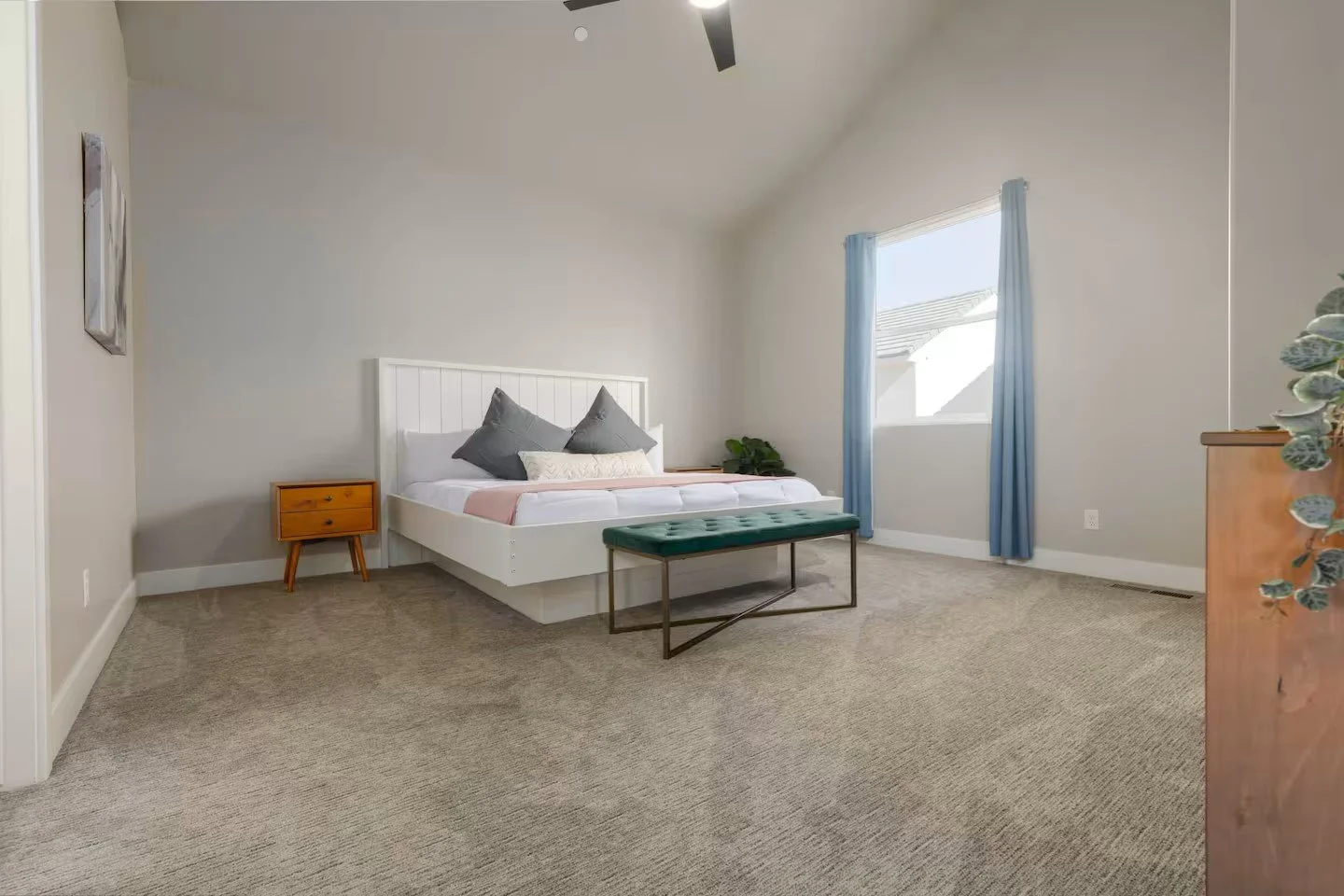 Private King Ensuite: $2195