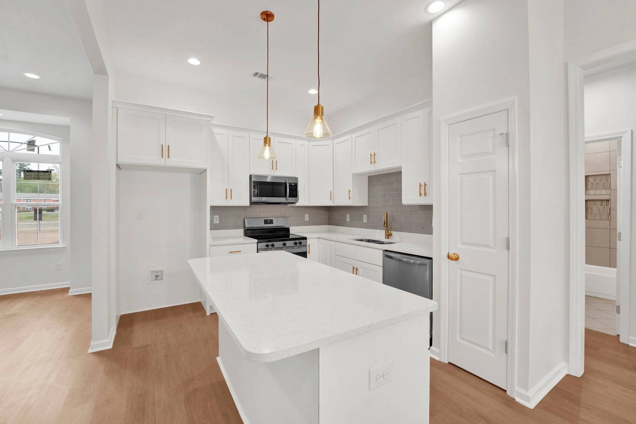 17-web-or-mls-74E01340.jpg