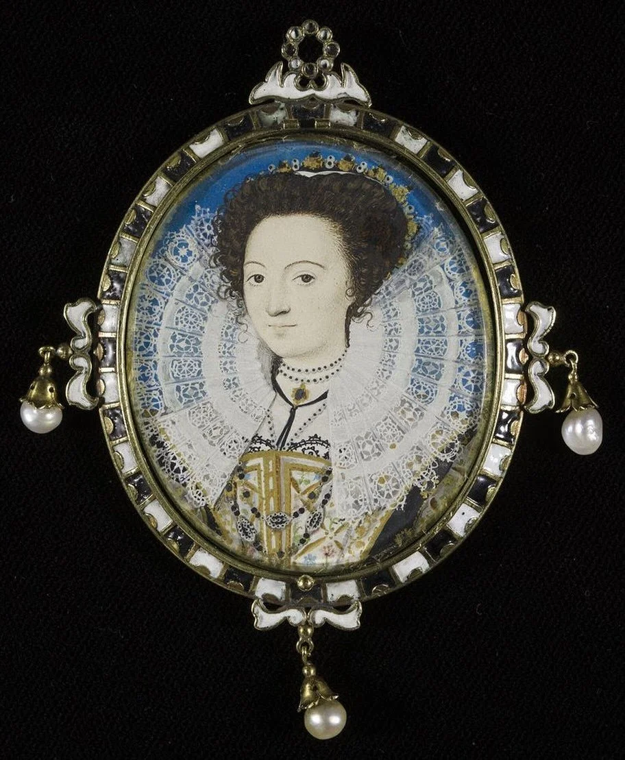 🌹 Welcome to Artist in Residence Laura Migliorino
We&rsquo;re thrilled to welcome Laura Migliorino to RuptureXIBIT,  Hampton Wick, UK, for her residency November 3&ndash;30, 2025.
Laura&rsquo;s project, Bassano Reads Shakespeare, is an immersive ins