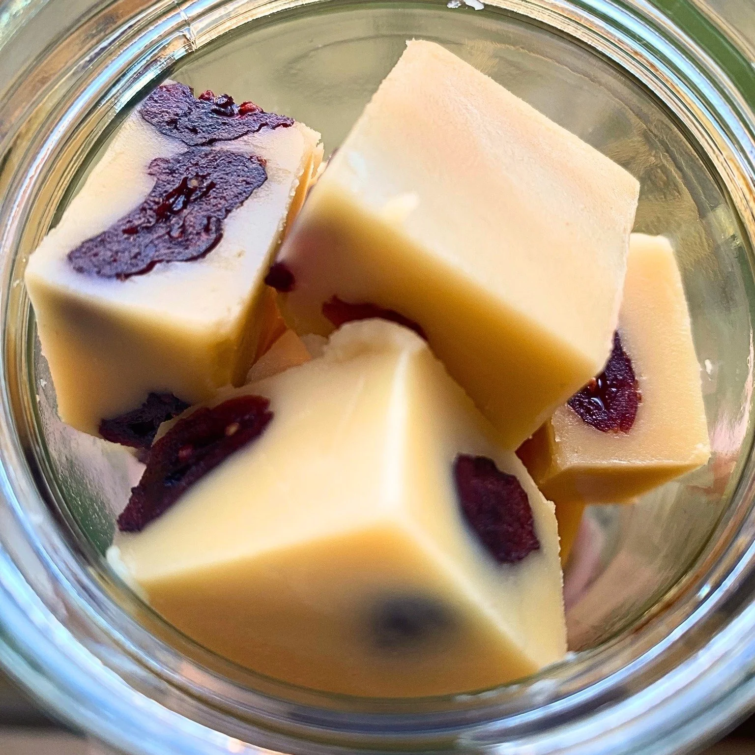 White Chocolate Cranberry Fudge Jars 🎅

Our super creamy white chocolate fudge is speckled with tart dried cranberries to cut through the sweetness 🤩

They will be available at all our events for the rest of the year and are ready to pre order now!