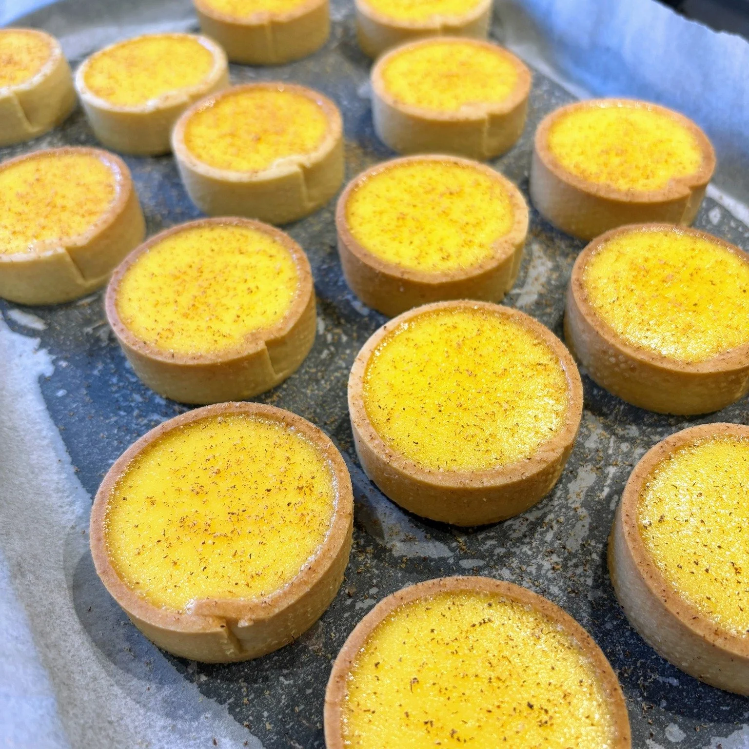 Eggnog Tarts 🤩🥴

These have been our most popular Christmas Tarts since DAY ONE! 🎅

Although they may look simple, these silky baked custard tarts made with Advocaat and finished with freshly grated nutmeg are absolutely stunning 🤤

Available at 