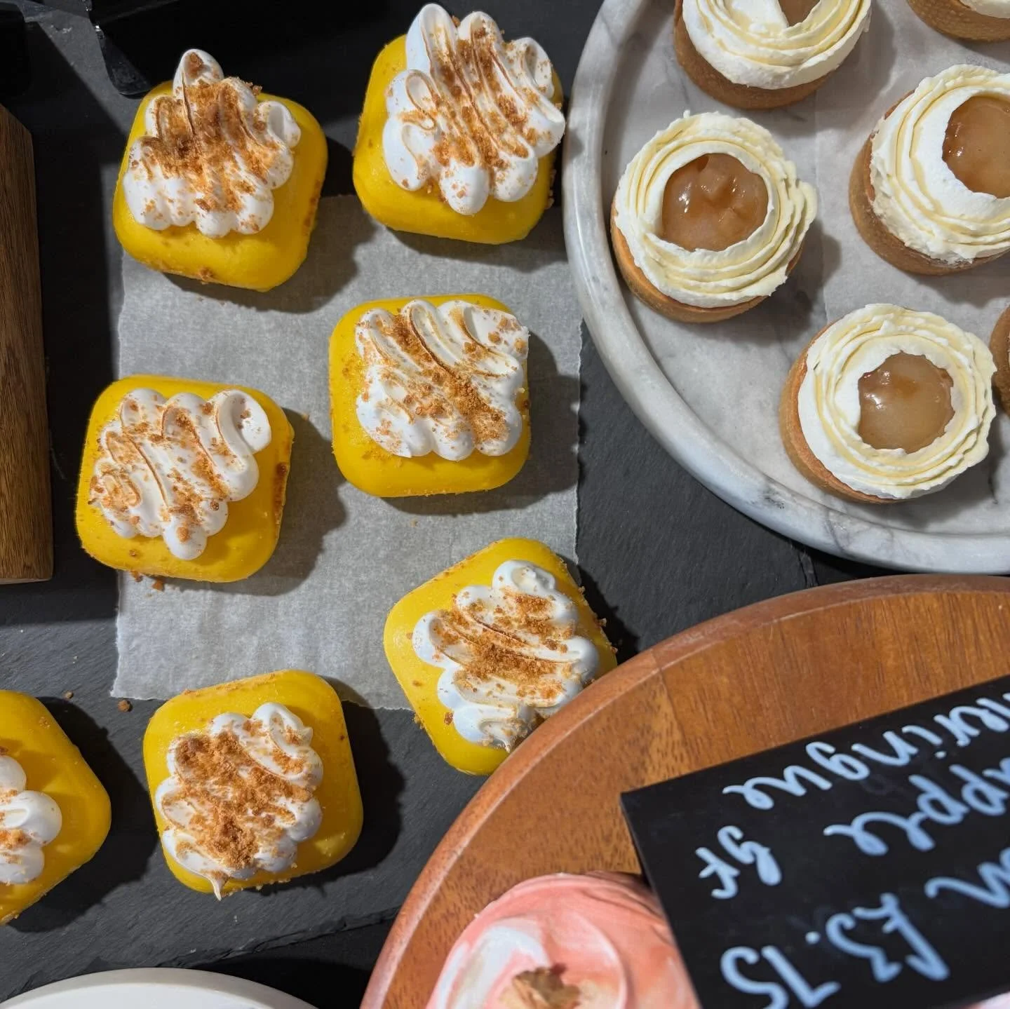 We are BACK baby! 🤩

Find us at @creake_abbey today, 9.30am until 1pm with a display full of scrumptious, joy bringing treats 🤤

#hestiapatisserie #creakeabbey #creakeabbeyfarmersmarket