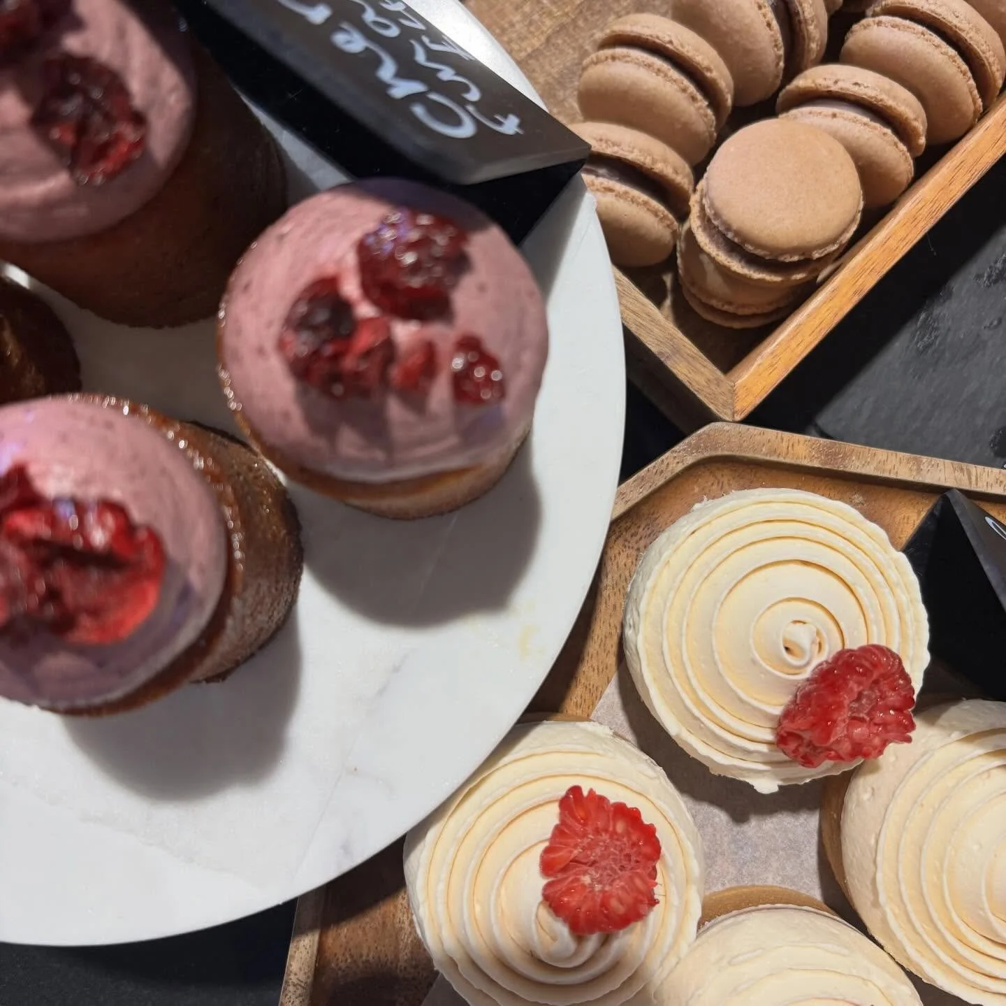 If you can&rsquo;t go to the beach the first weekend of June, it gives you an excuse to treat yourself to a @creake_abbey Farmer&rsquo;s Market 😉

Here with everything delicious until 1pm 🥰

#hestiapatisserje #creakeabbey #creakeabbeyfarmersmarket