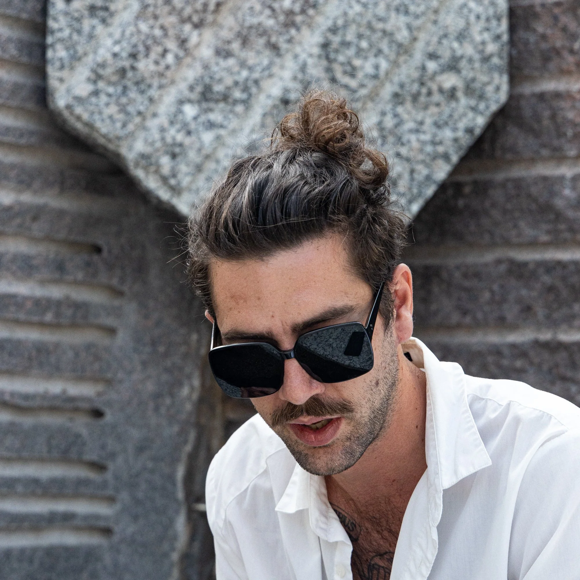 In The Limelight: 3LECHE