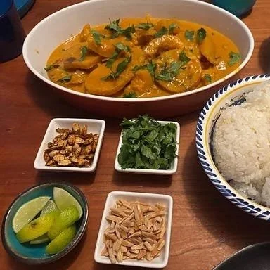 BRAISED BUTTERNUT SQUASH IN COCONUT GRAVY WITH ROASTED SEEDS