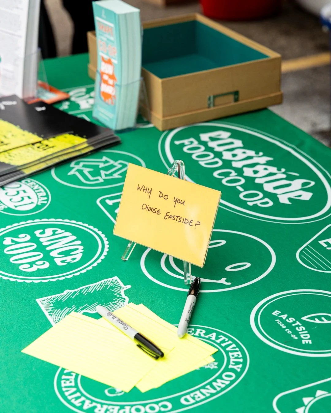 We're Hiring! Human Resources Assistant

Are you a people-person with a passion for community? Eastside is looking for a Human Resources Assistant to join our team!

In this role, you'll support our HR team with recruiting, onboarding, employee relat