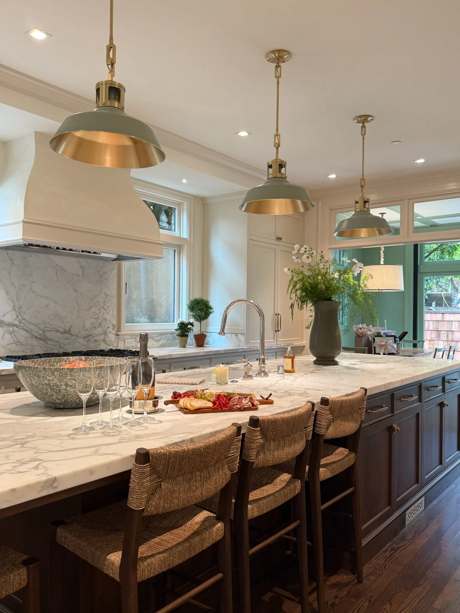 Larkspur-Builders_Presidio-Terrace-San-Francisco_Kitchen-Island