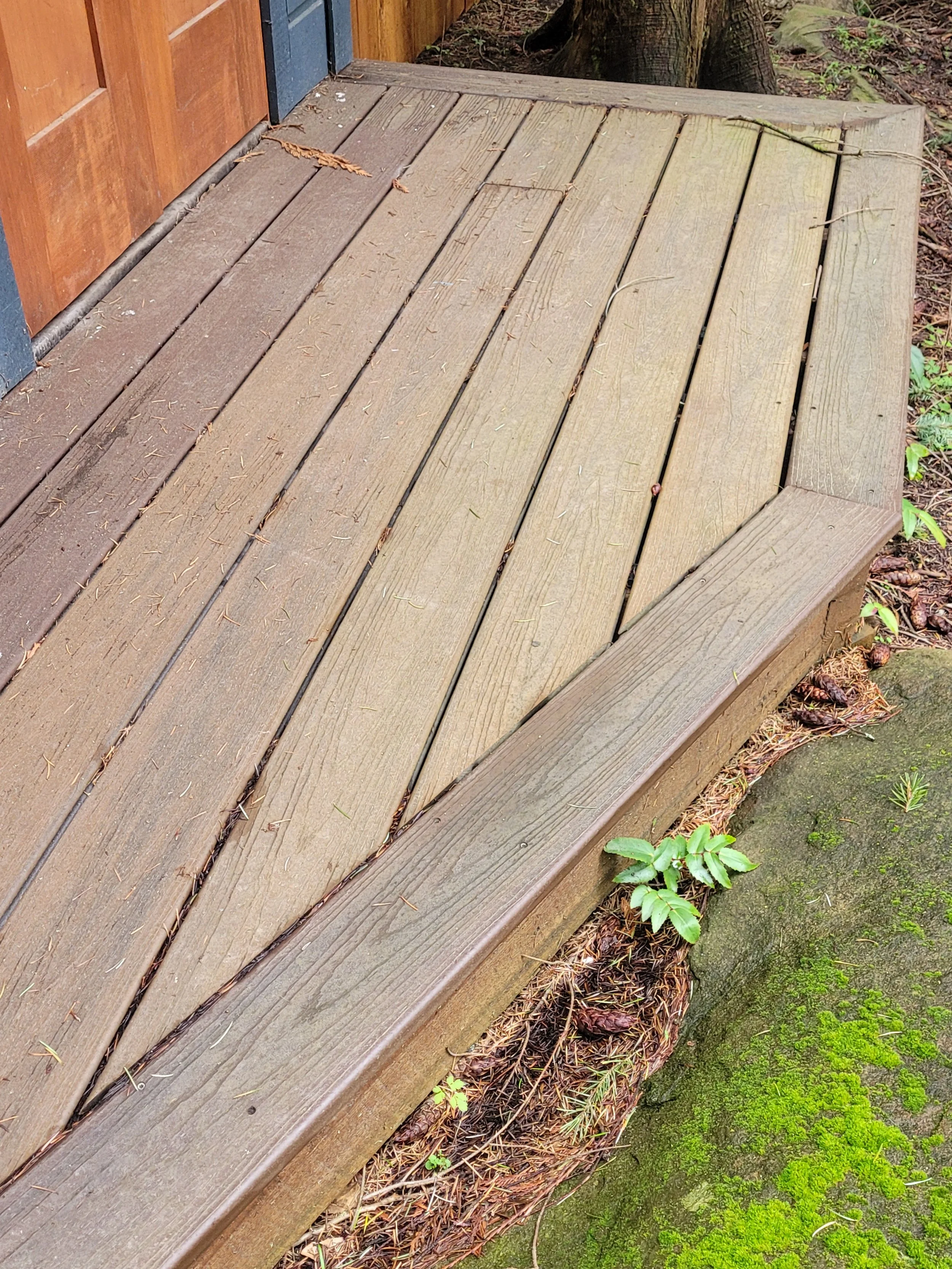 composite decking picture framing pattern