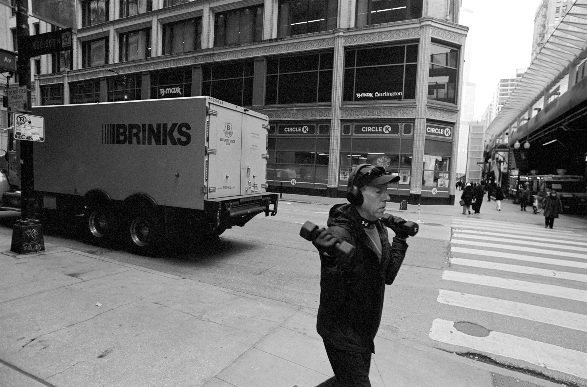 BW 35mm Chicago (11)_4.jpg