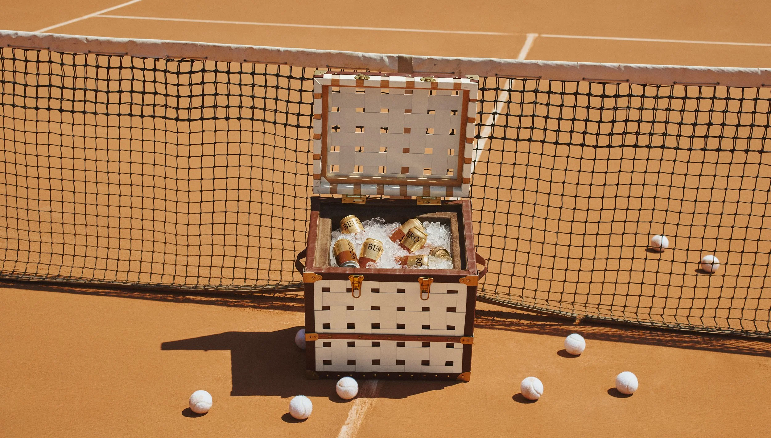 COURTSIDE.jpg