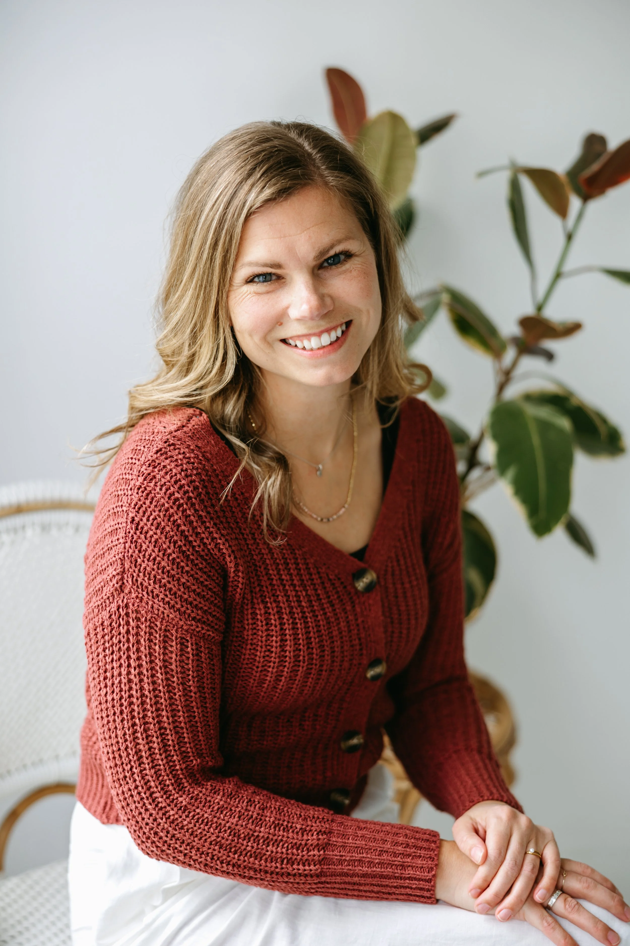Sharon is a therapist who works with adults and couples in Abbotsford  