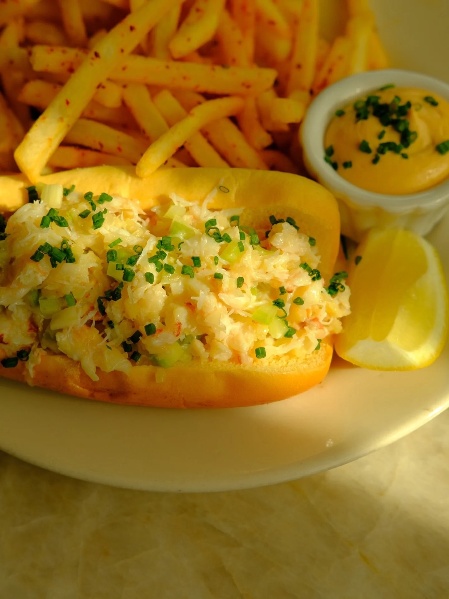 🦀 on the lunch menu ~ 12pm