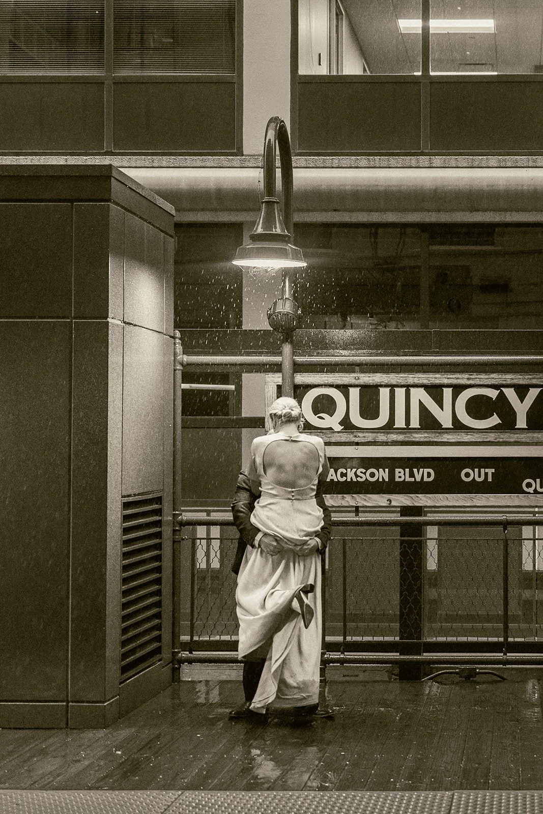 SOPHIE-AND-JOHN-CITY-HALL-BROWN-LINE-DOUGHNUT-VAULT-WEDDING-CHICAGO-ILLINOIS-THE-GERNANDS-PHOTOGRAPHY.jpg932A5396-2.jpg