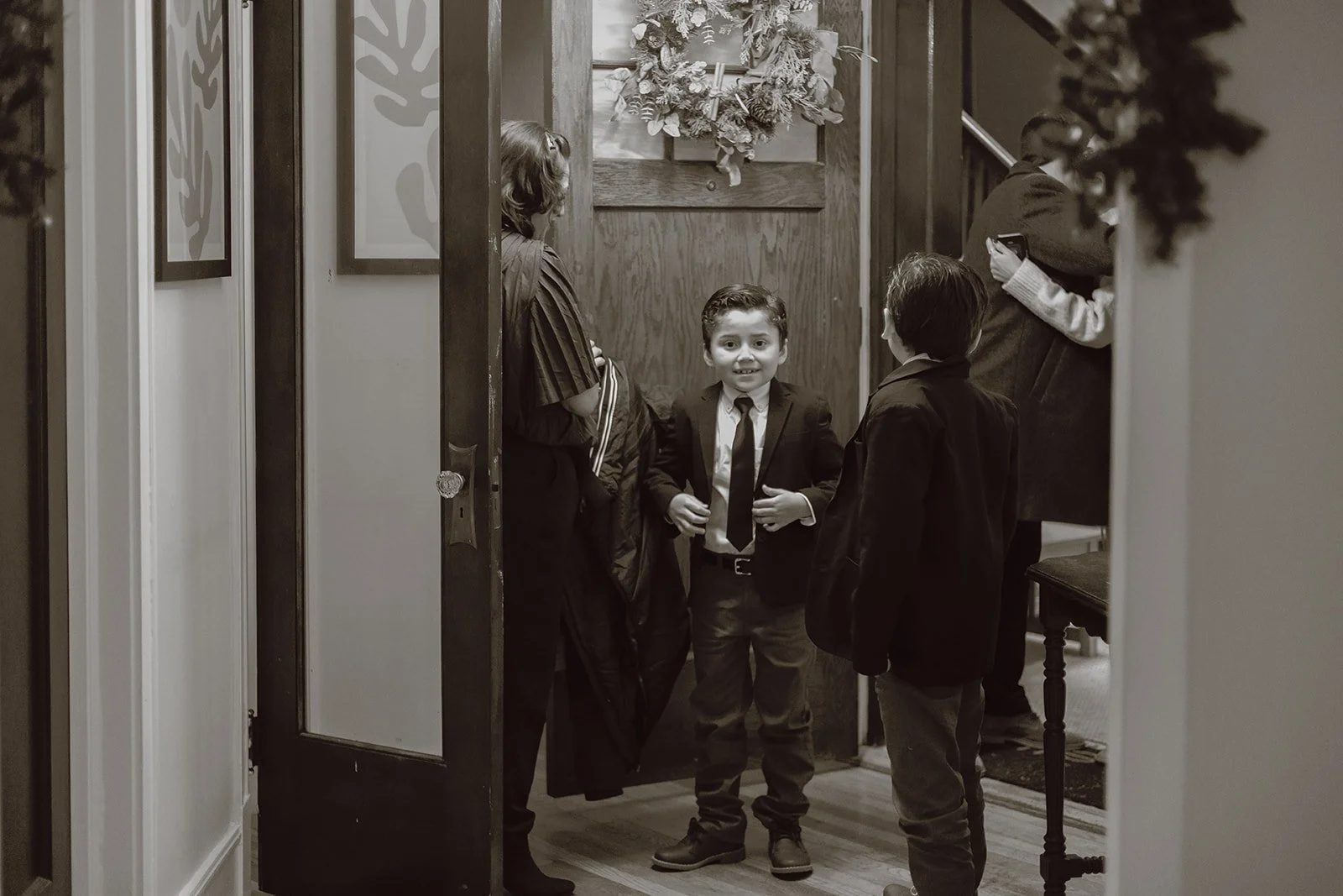 932A3134EVAN-AND-MEGAN-INTIMATE-WEDDING-AT APARTMENT-CHICAGO-ILLINOIS_websize (1).jpg