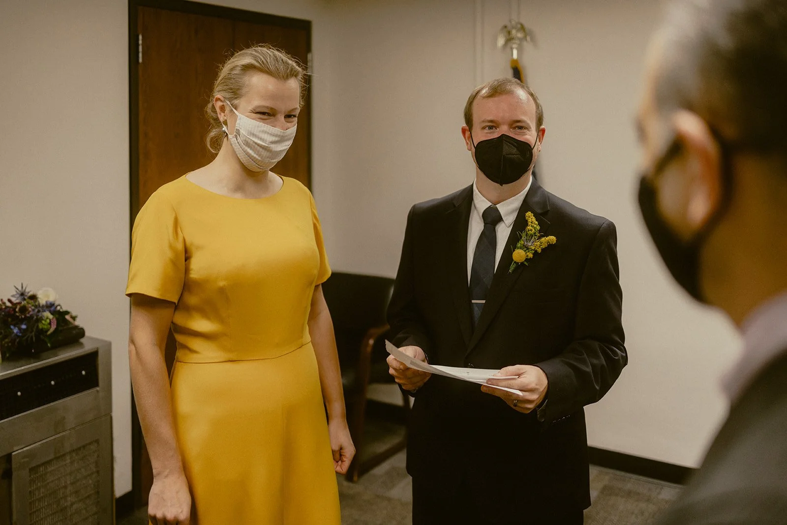 SOPHIE-AND-JOHN-CITY-HALL-BROWN-LINE-DOUGHNUT-VAULT-WEDDING-CHICAGO-ILLINOIS-THE-GERNANDS-PHOTOGRAPHY.jpg932A4999-2.jpg
