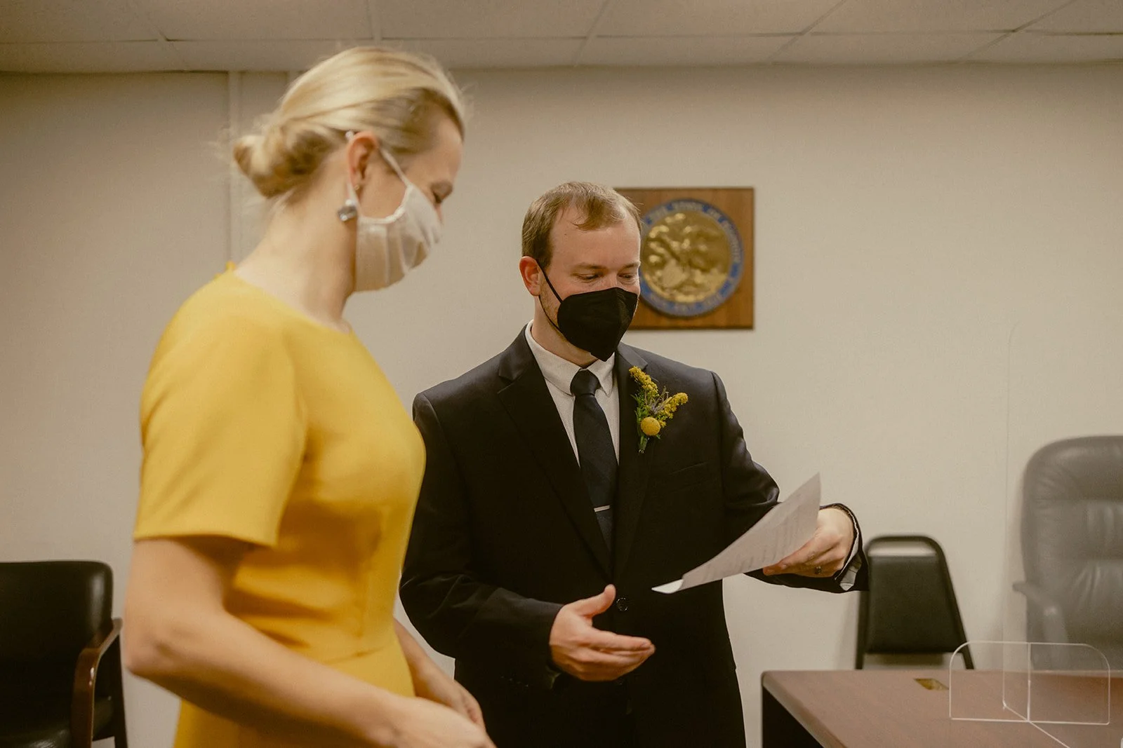 SOPHIE-AND-JOHN-CITY-HALL-BROWN-LINE-DOUGHNUT-VAULT-WEDDING-CHICAGO-ILLINOIS-THE-GERNANDS-PHOTOGRAPHY.jpg932A4994-2.jpg