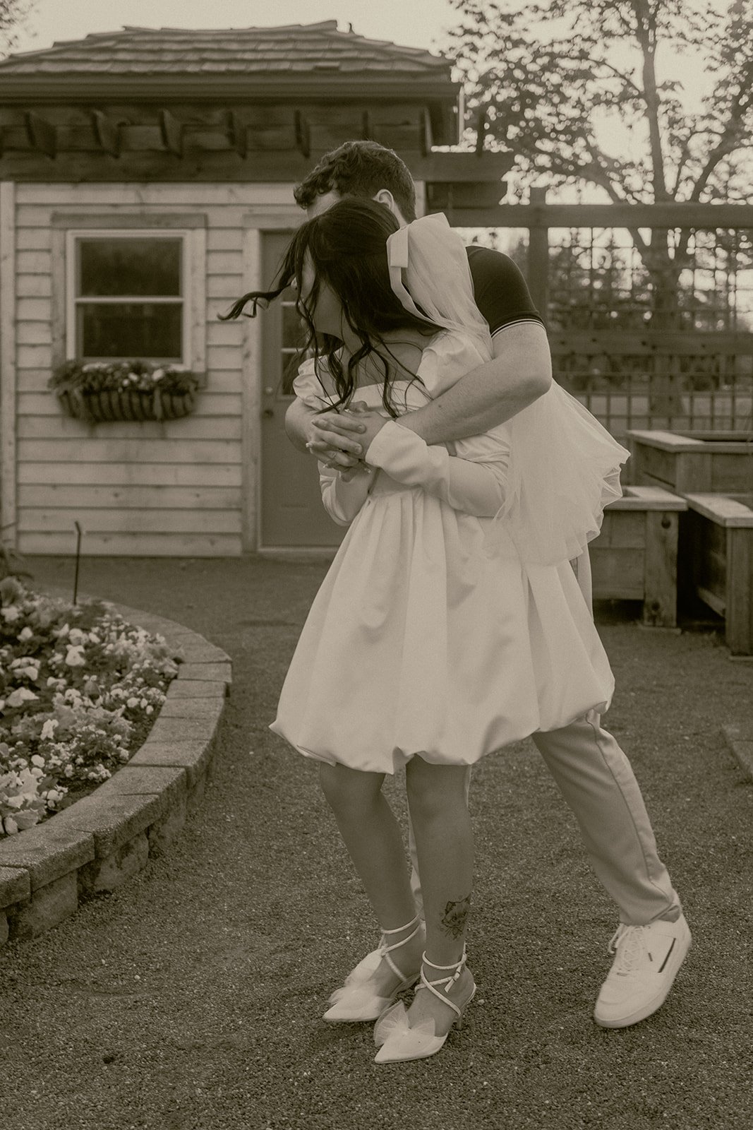 DT1A7612RILEY-AND-ISABELLA-CHICAGO-ILLINOIS-ENGAGEMENT-SESSION-ADLER-PLANETARIUM-THE-GERNANDS-PHOTOGRAPHY.jpg_websize.jpg